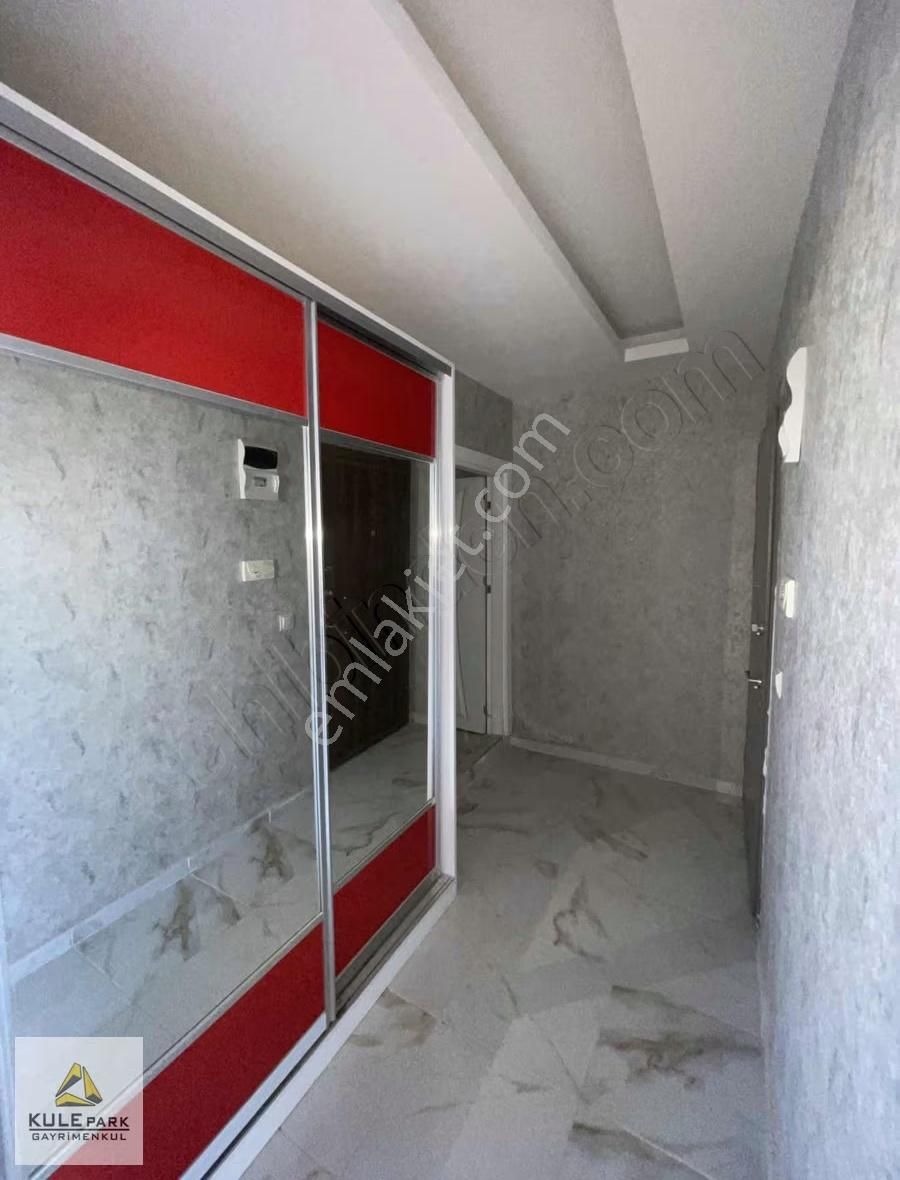 Sofude'de 2 Bloklu Azkatlı Bınada Kapalı Mutfak 2+1 - Görsel 10