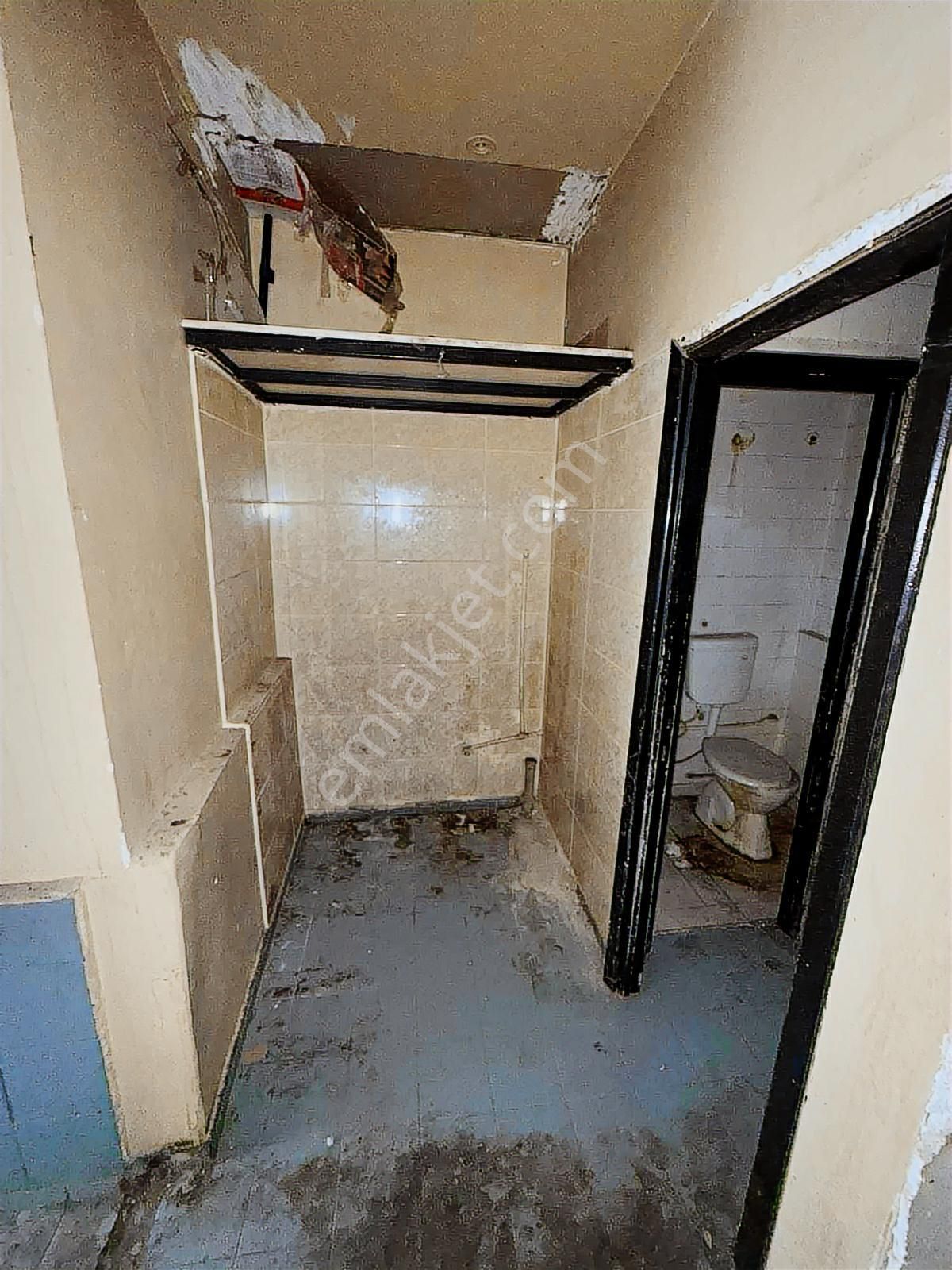Sürşen Premium Group'tan Zafere Yürüme Mesafesi Kiralık Dükkan - Görsel 3