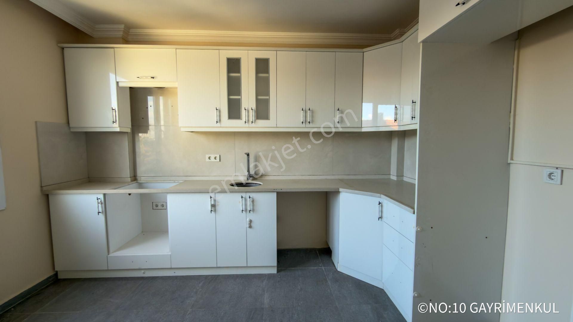 No:10 Gayrimenkul’den | Merkezde Cadde Üstü | Ara Kat 3+1 | Ebeveyn Banyolu - Görsel 18