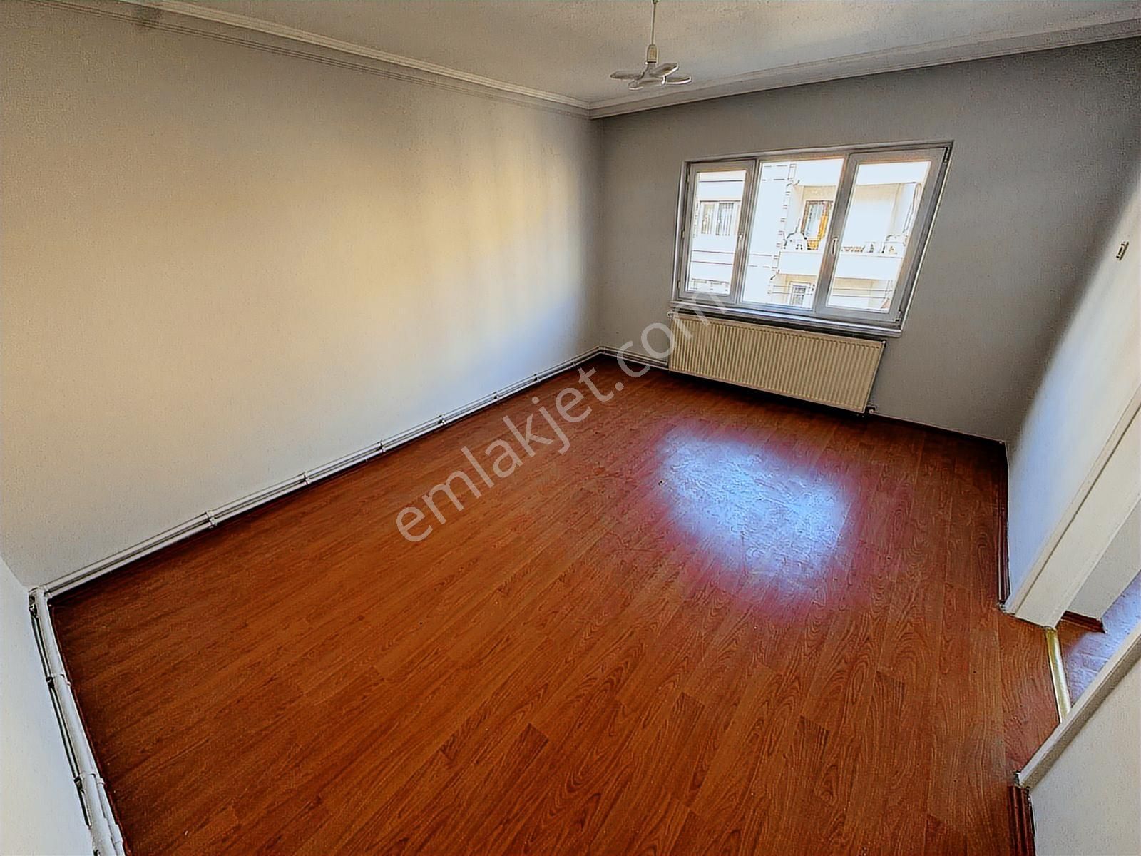 Ulukan'dan İstasyon Mah'de Ön Cephe Ara Kat Satılık 3+1 Daire - Görsel 35