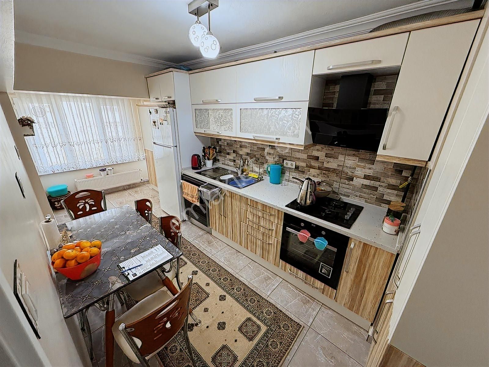 Ulukan'dan Oğuzlar'da Ara Kat Asansörlü Site İçerisi Kaçmaz 3+1 - Görsel 16