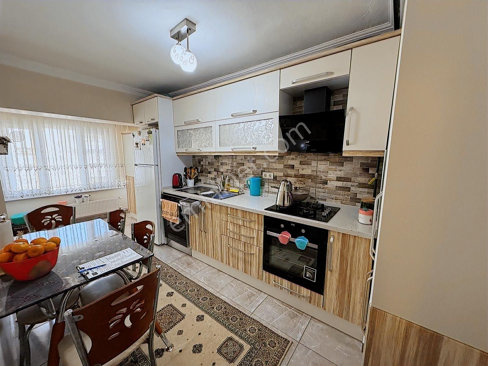 Ulukan'dan Oğuzlar'da Ara Kat Asansörlü Site İçerisi Kaçmaz 3+1 - Görsel 12