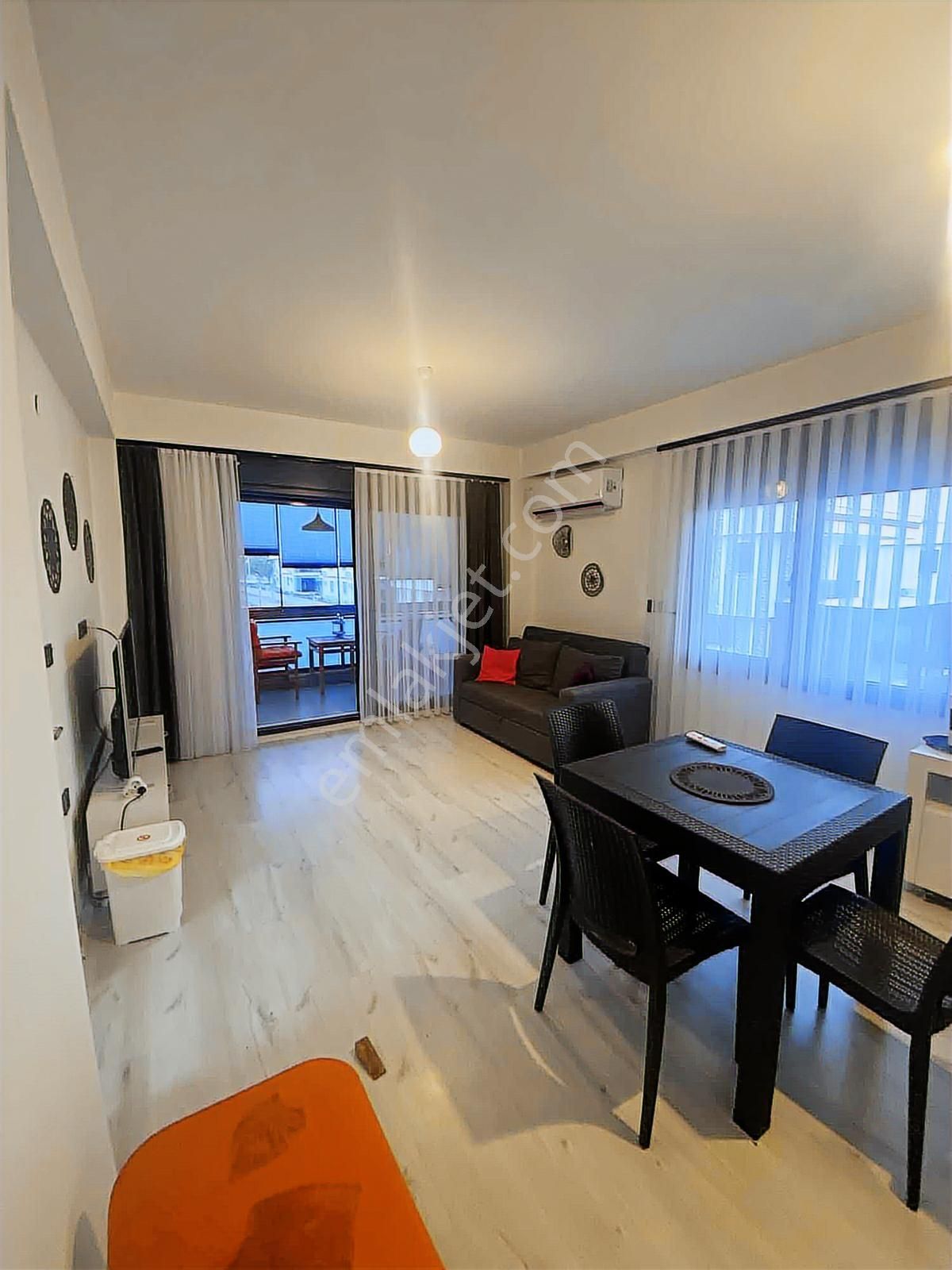 Denize Yakın, Huzura Bir Adım, Ayvalık Kolaylı Sit. Satılık 1+1