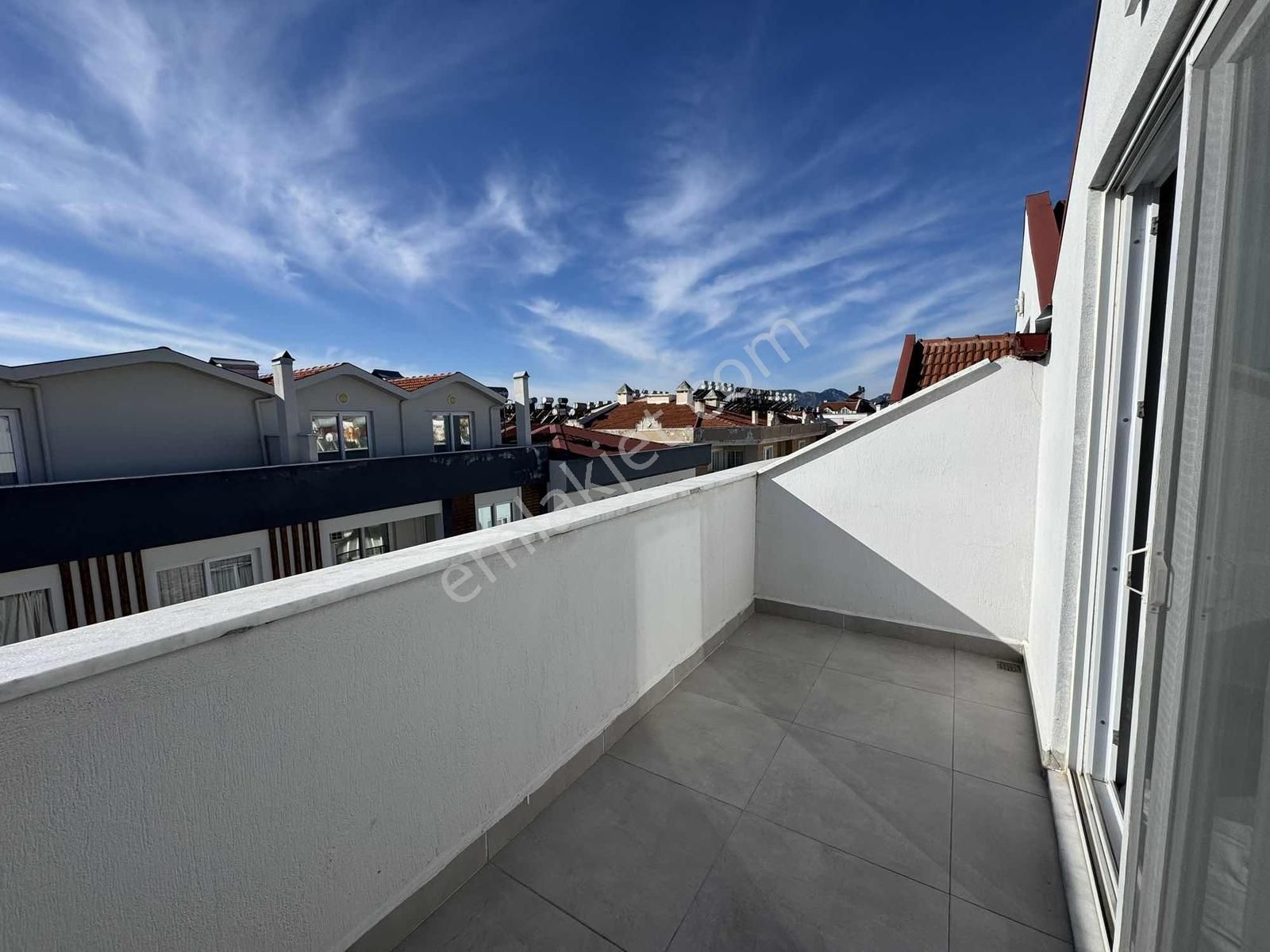 Çiğdem Emlaktan Dalaman Merkezde Acil Satılık 2+1 Dubleks Daire