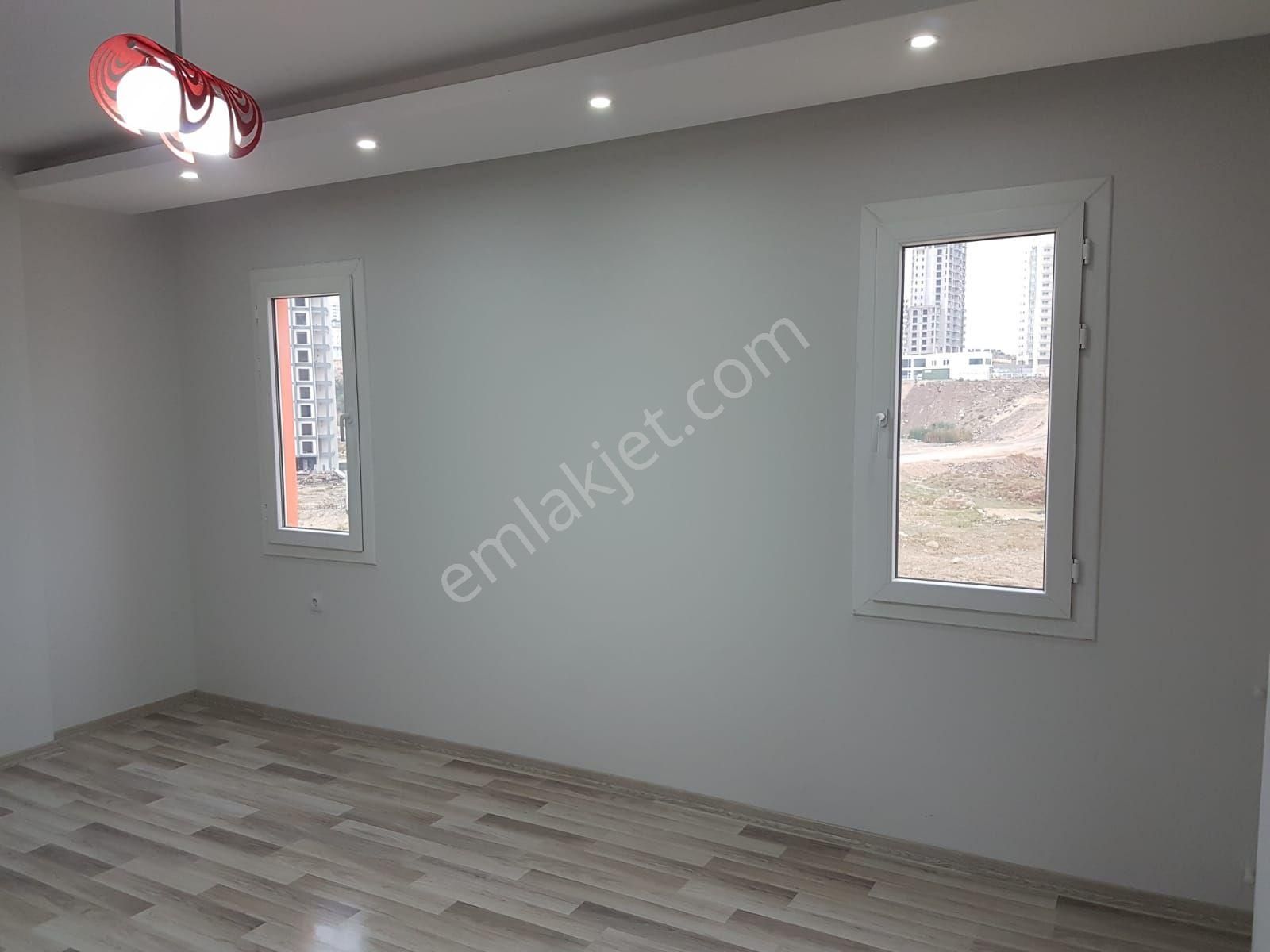 Birlik'ten Çarkıparede 2+1 Doğalgazlı Geniş Oturumlu Kiralık Daire - Görsel 9