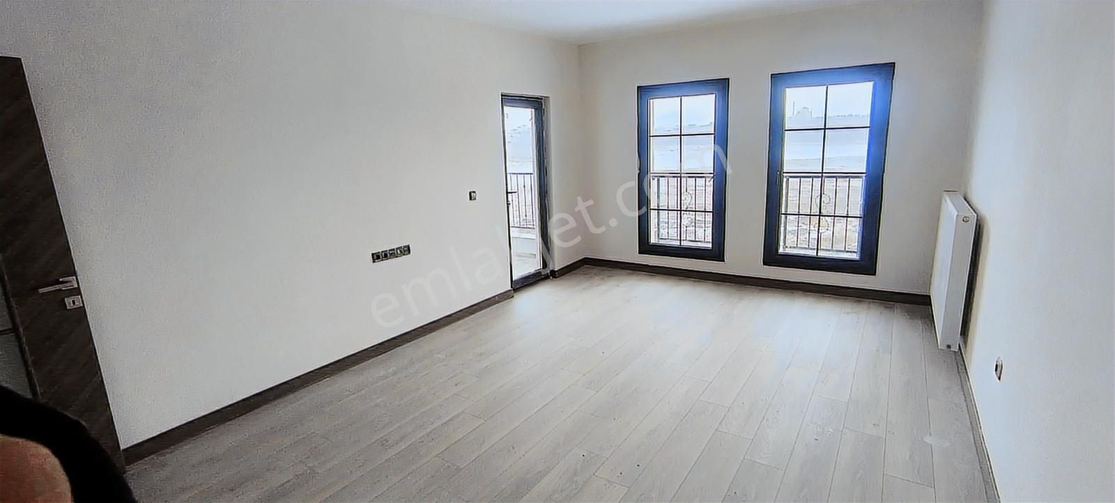 Zavian'dan Çubuk Yeni Tokide Sıfır 2+1 Daire - Görsel 12