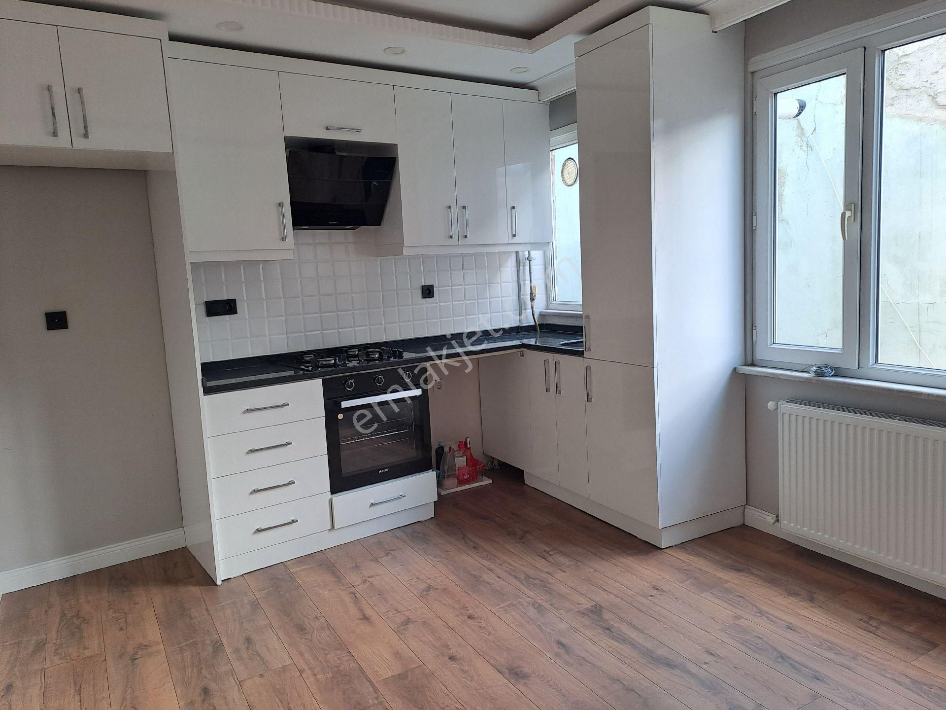 Sarıyer Büyükdere Mahallesinde 2+1 Daıre