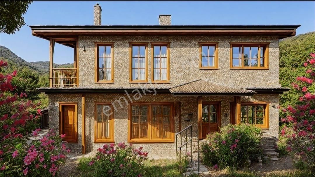 Satılık Arsa 508 M² İki Villalık Karşıyaka 45 Km. Deniz'e 13 Km. - Görsel 8