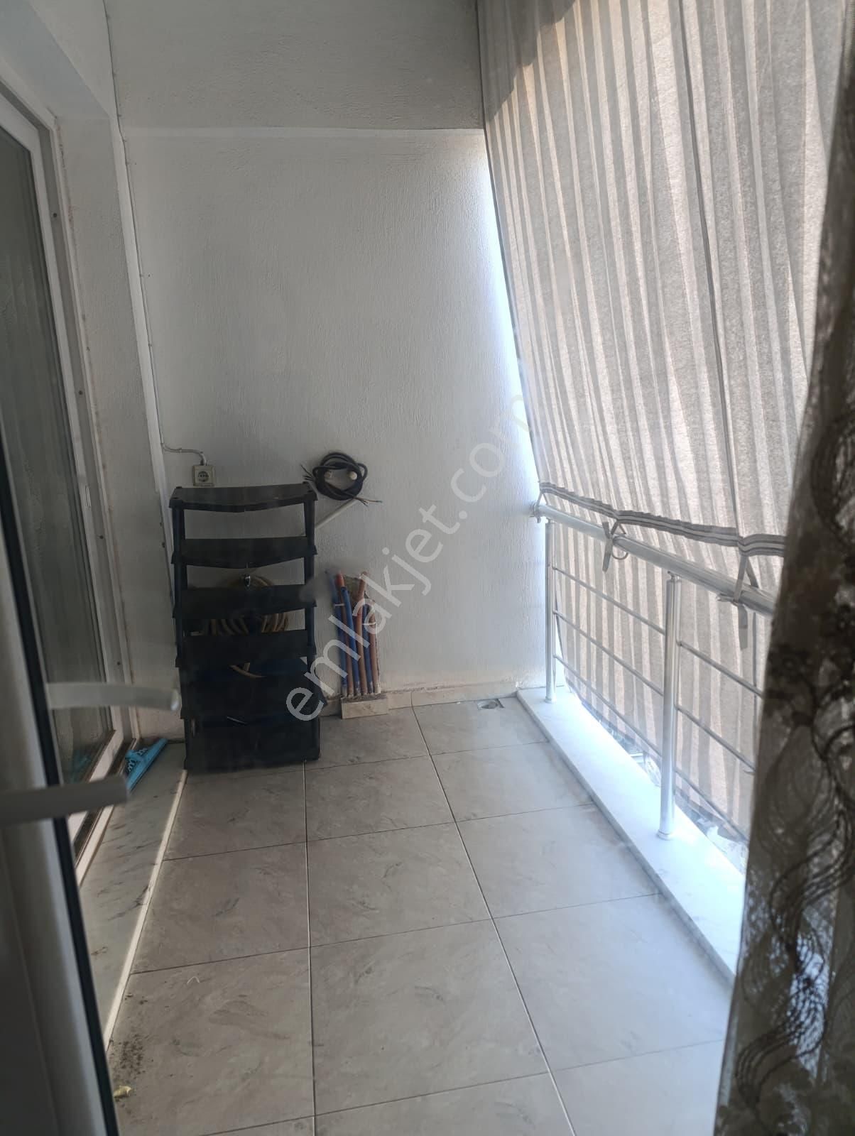 Sümer Mahallesi 3. Kat Balkonlu 2+0 Ayrı Mutfak Eşyalı Daire - Görsel 10