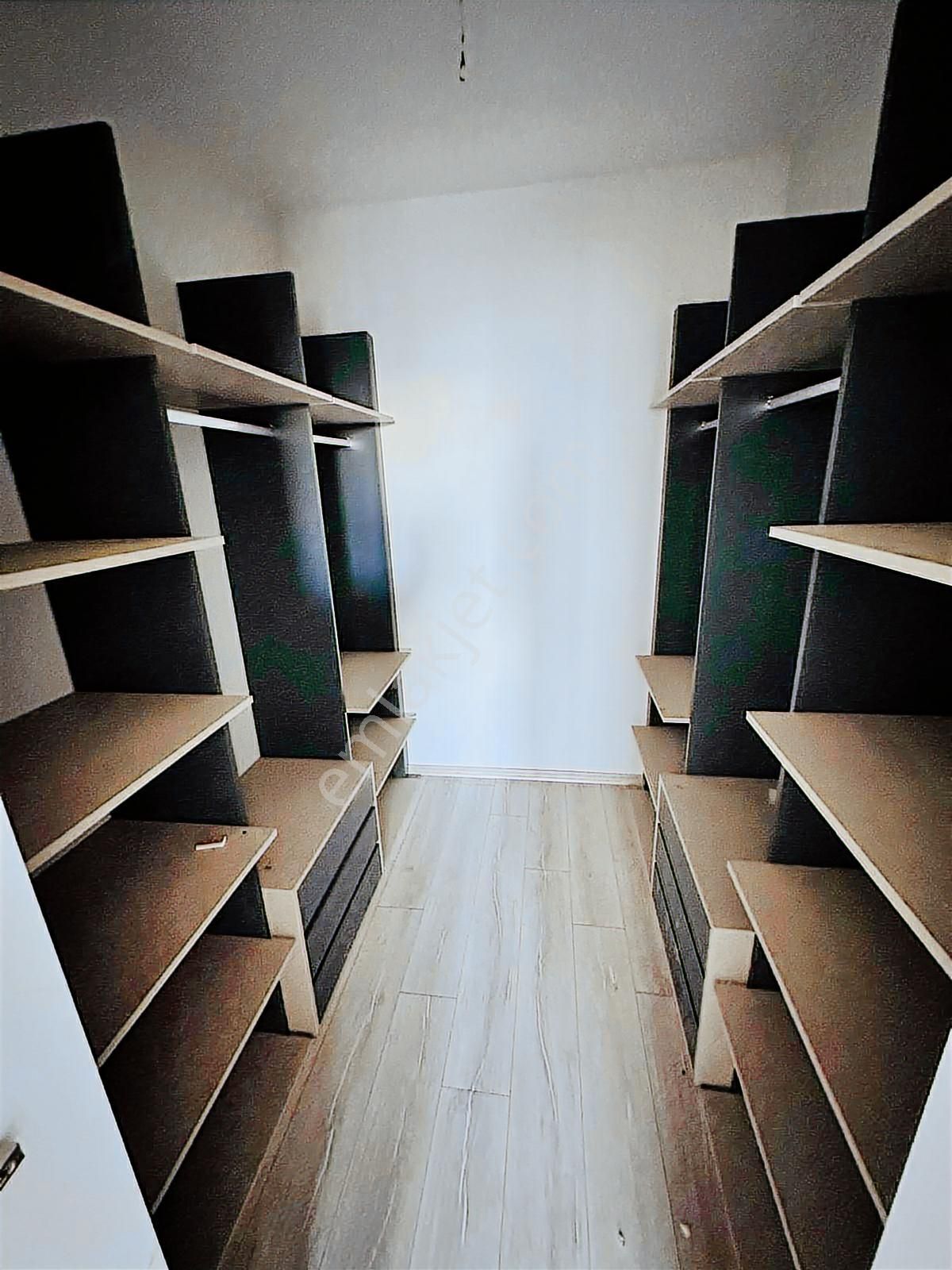 Ulukan'dan Ahi Mesut Mah'de E.banyolu G.odalı Satılık 4+1 Daire! - Görsel 6