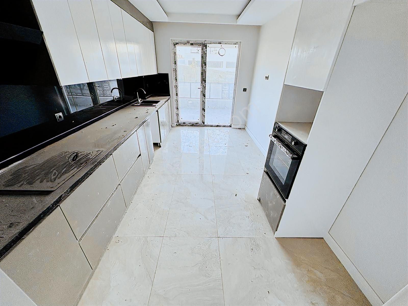 Ulukan'dan Ahi Mesut Mah'de E.banyolu G.odalı Satılık 4+1 Daire! - Görsel 19