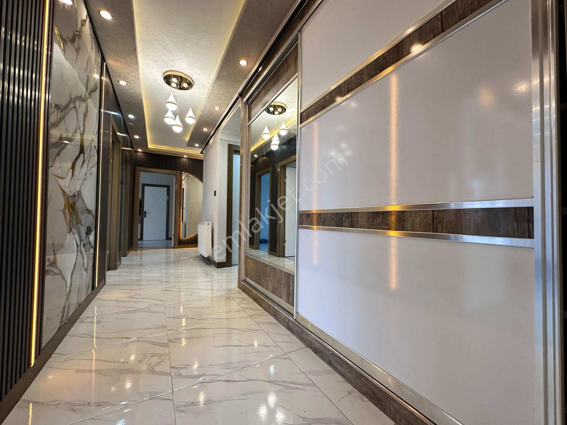 Özçelikler 'den Bölgenin En Uygun En Geniş En İyi 3+1 Dairesi - Görsel 8