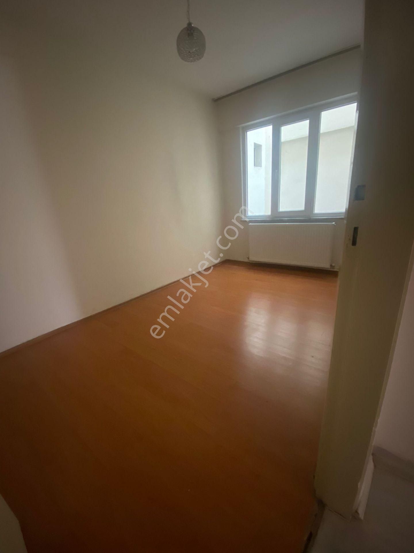 Bursa Yıldırım Emirsultanda 3+1 110m2 3.(arakat) Bakımlı Daire - Görsel 6