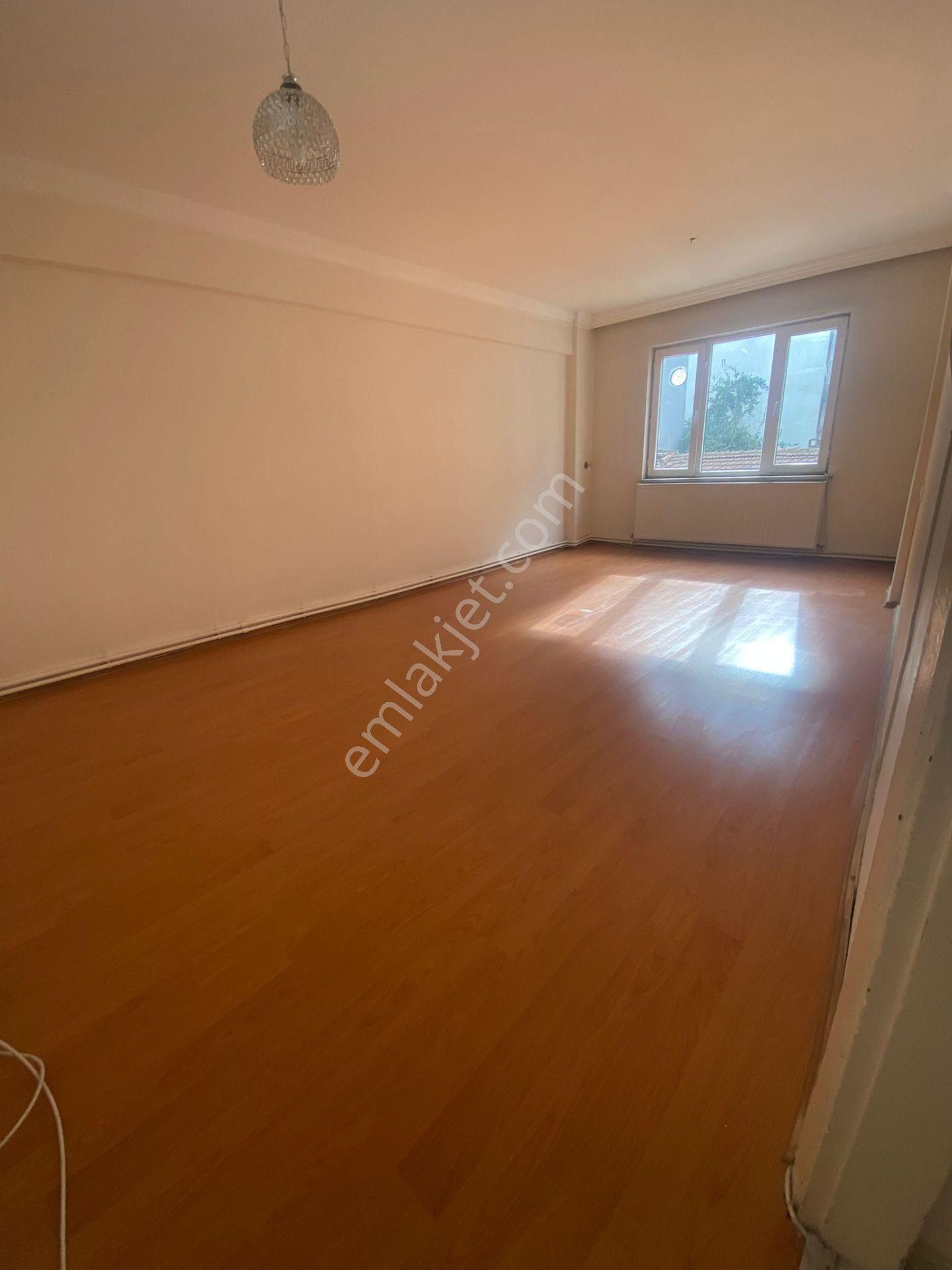 Bursa Yıldırım Emirsultanda 3+1 110m2 3.(arakat) Bakımlı Daire - Görsel 2