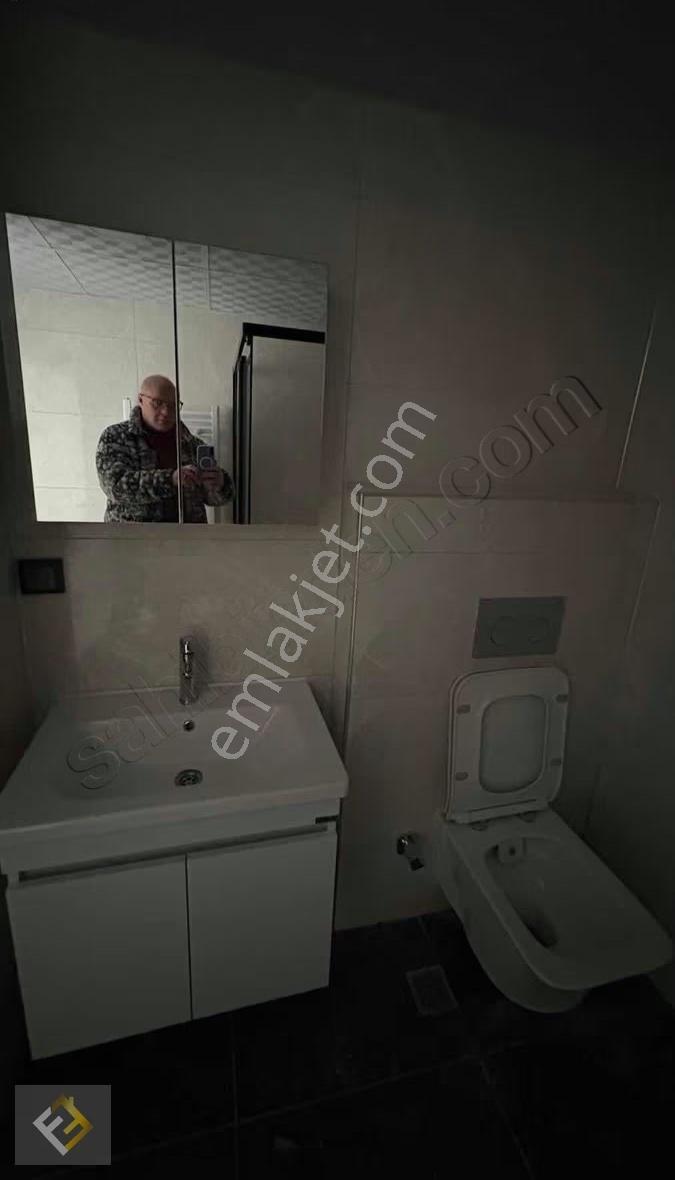 Furkan Emlaktan Çay Çarşı Merkezde Sıfır 3+1 Kiralık Daire - Görsel 2