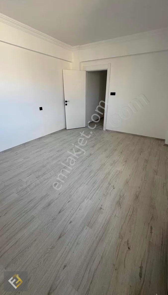 Furkan Emlaktan Çay Çarşı Merkezde Sıfır 3+1 Kiralık Daire - Görsel 9