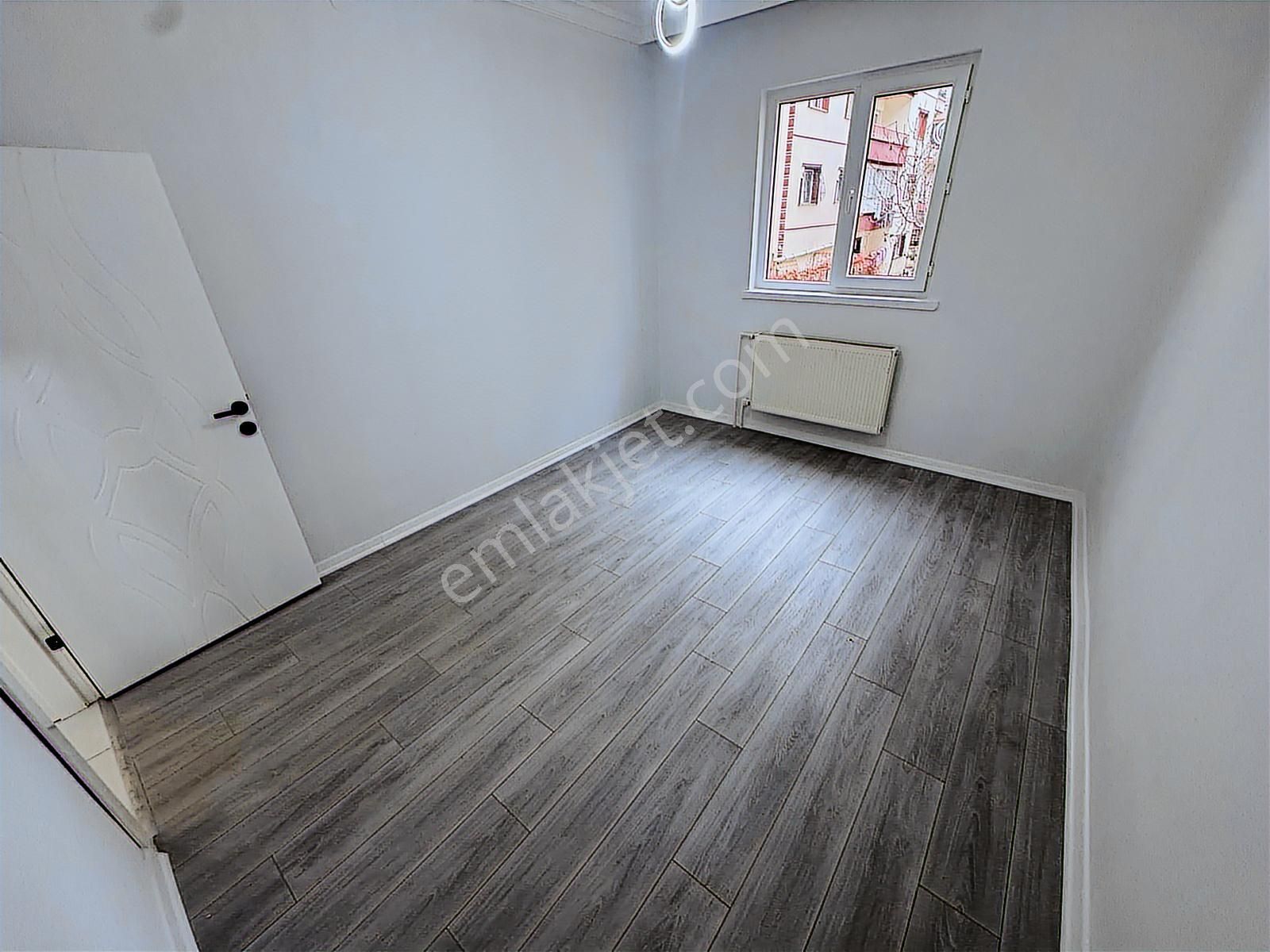 Ulukan'dan Pınarbaşı Mah'de Ön Cephe Asansörlü Full Yapılı 3+1 - Görsel 31