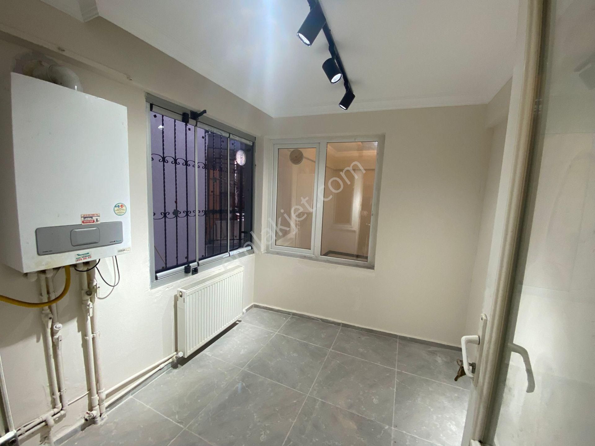 Acill Karabağlar Doğanay Mah.de Üzümcü Okulu Yakını 3+1 100m2 Dgazlı İçerisi Bakımlı Satılık Daire - Görsel 31