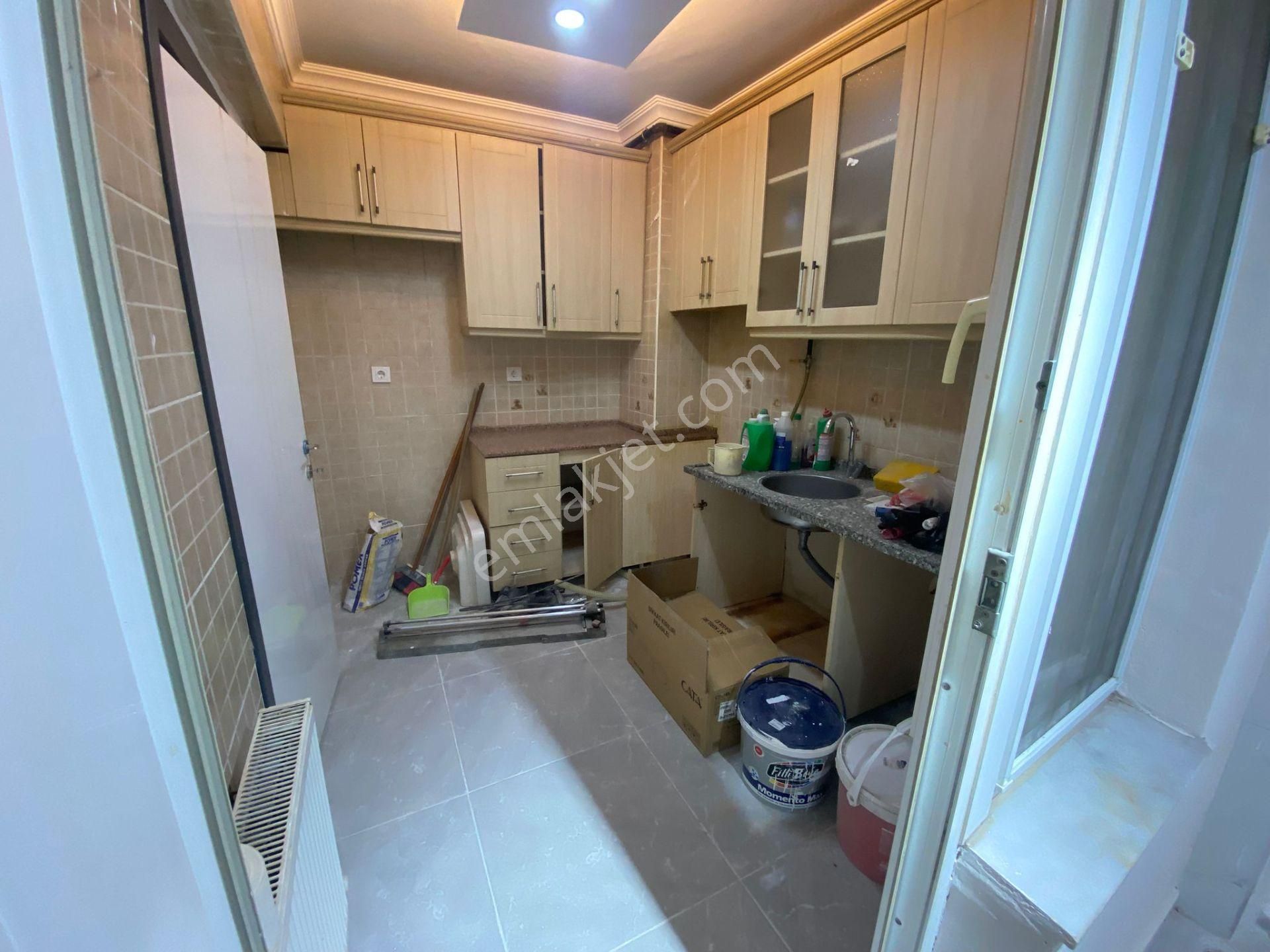 Acill Karabağlar Doğanay Mah.de Üzümcü Okulu Yakını 3+1 100m2 Dgazlı İçerisi Bakımlı Satılık Daire - Görsel 21