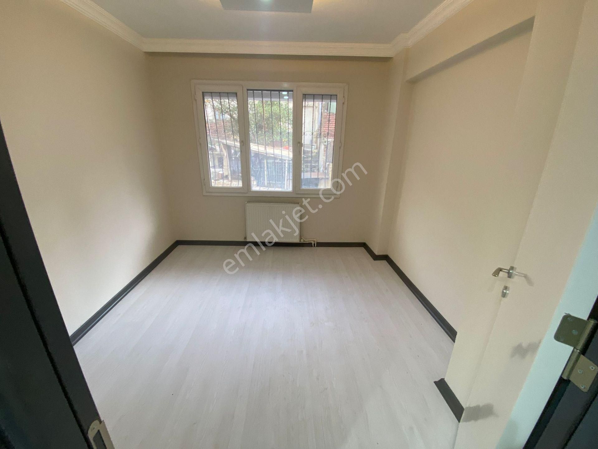 Acill Karabağlar Doğanay Mah.de Üzümcü Okulu Yakını 3+1 100m2 Dgazlı İçerisi Bakımlı Satılık Daire - Görsel 11