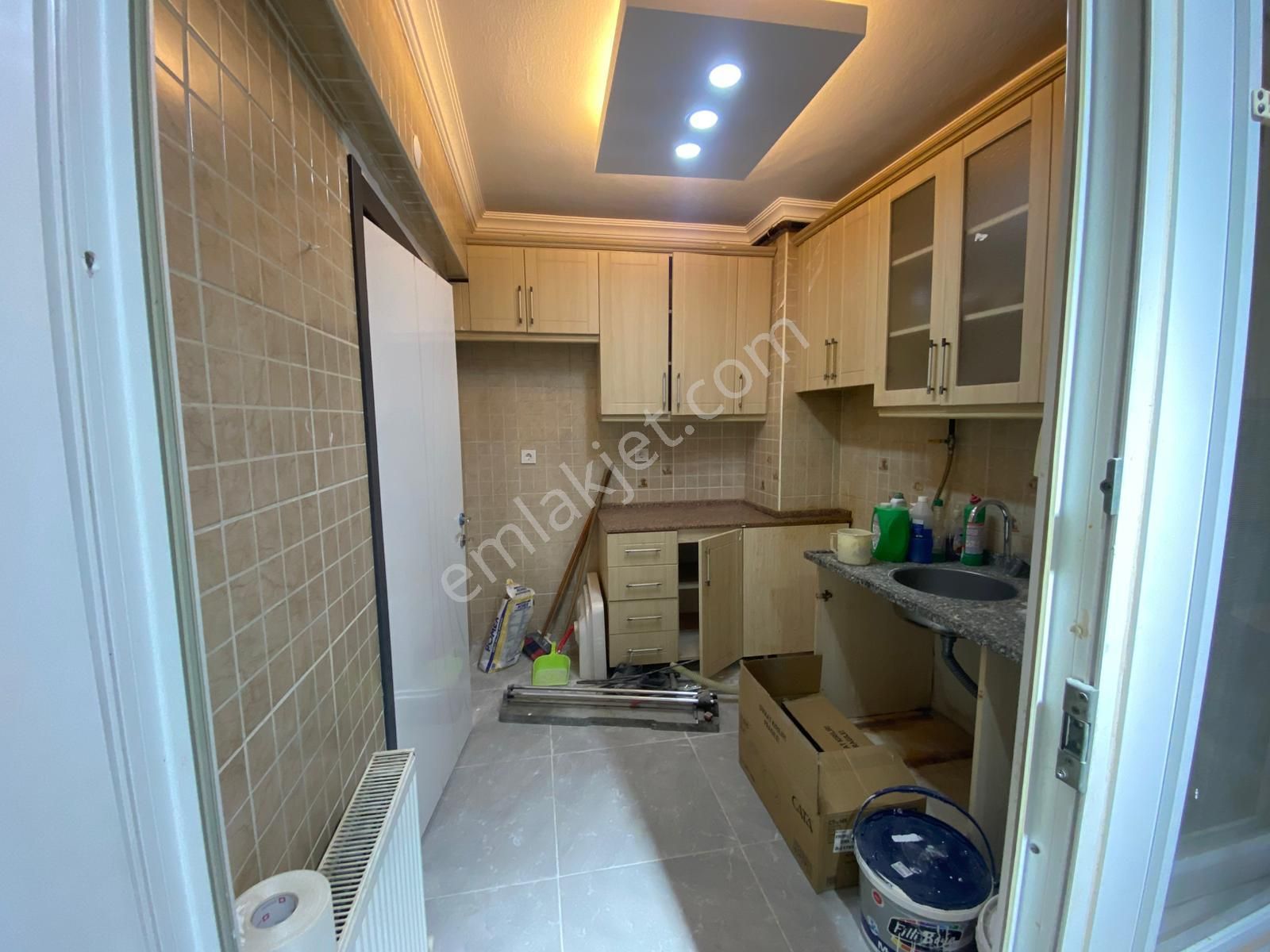 Acill Karabağlar Doğanay Mah.de Üzümcü Okulu Yakını 3+1 100m2 Dgazlı İçerisi Bakımlı Satılık Daire - Görsel 22