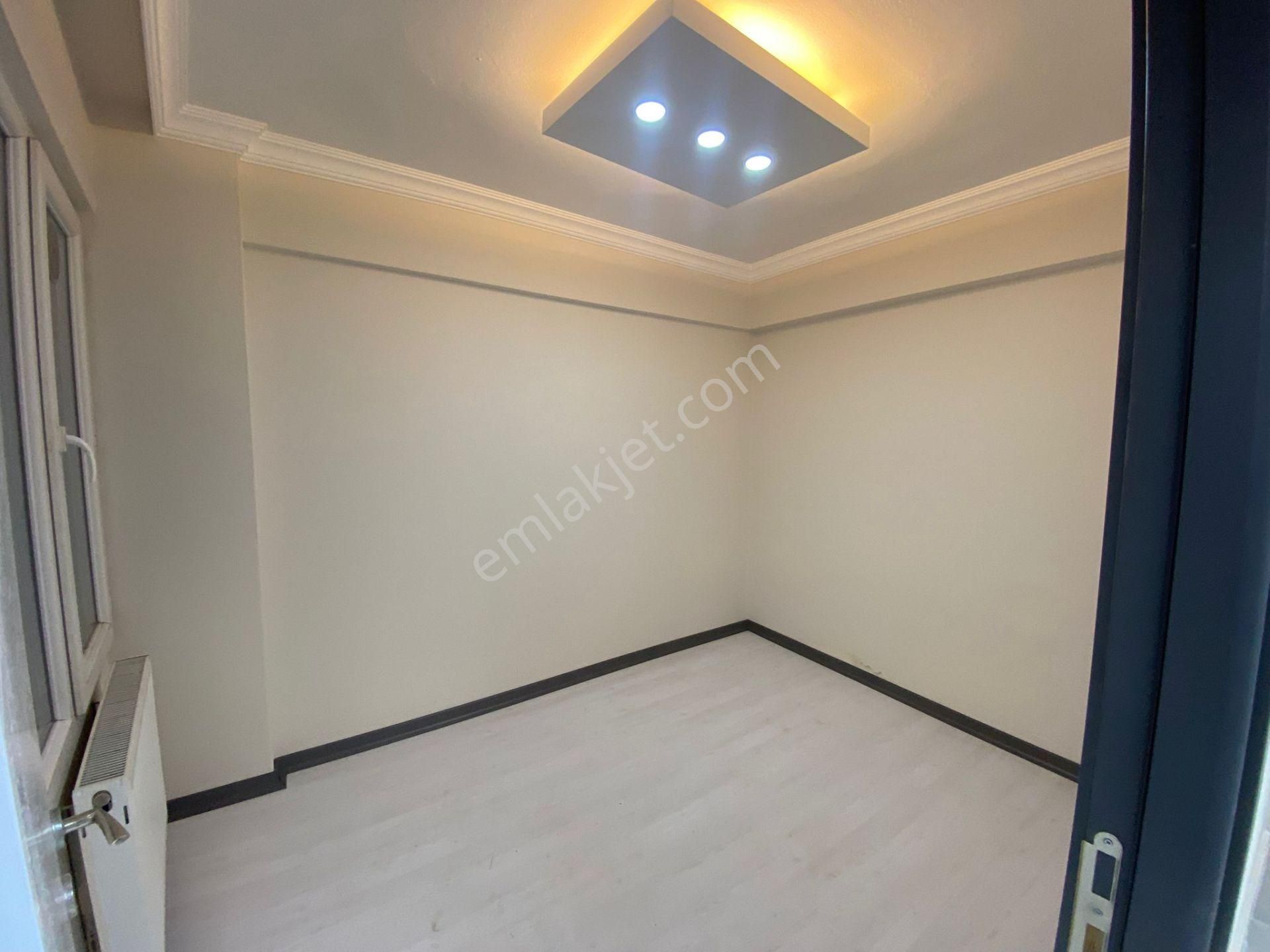 Acill Karabağlar Doğanay Mah.de Üzümcü Okulu Yakını 3+1 100m2 Dgazlı İçerisi Bakımlı Satılık Daire - Görsel 10