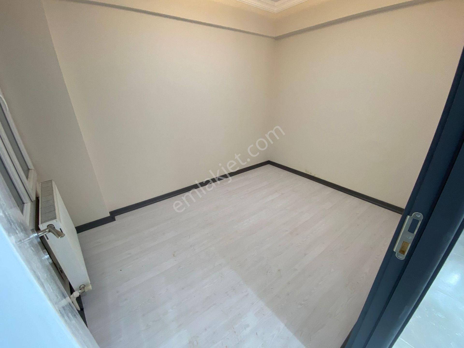 Acill Karabağlar Doğanay Mah.de Üzümcü Okulu Yakını 3+1 100m2 Dgazlı İçerisi Bakımlı Satılık Daire - Görsel 18