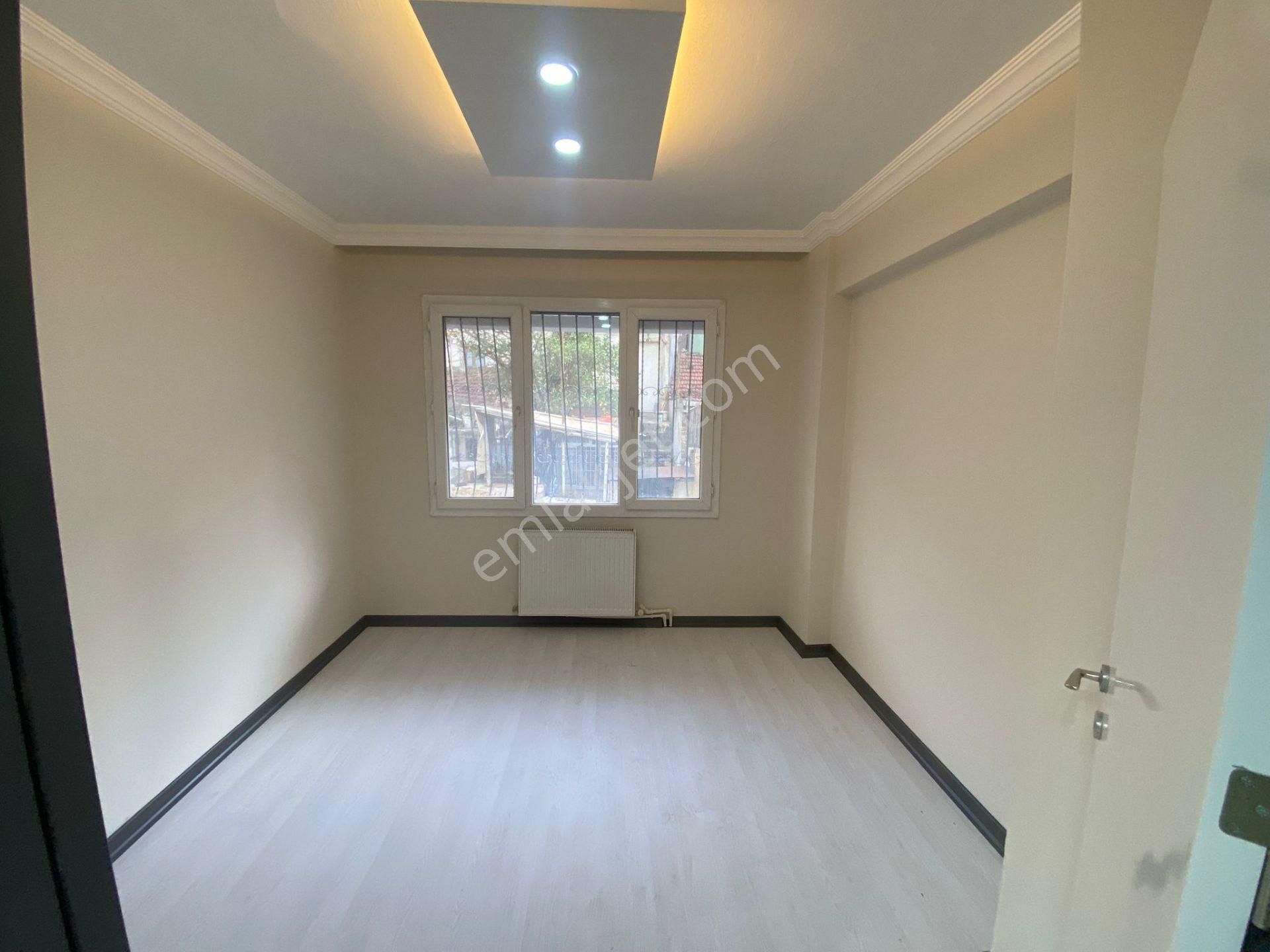 Acill Karabağlar Doğanay Mah.de Üzümcü Okulu Yakını 3+1 100m2 Dgazlı İçerisi Bakımlı Satılık Daire - Görsel 7