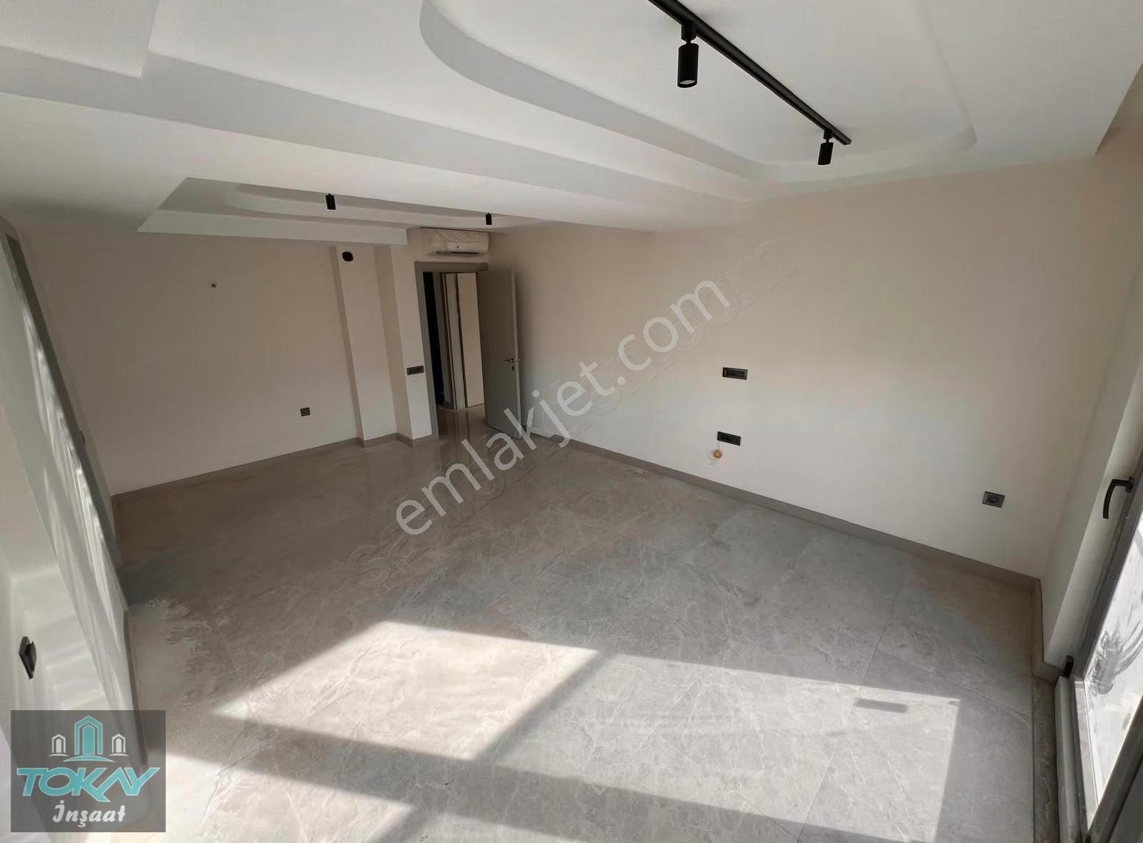 Muratpaşa Deniz Mahallesi'nde 5+1 Denize Yakın Dubleks - Görsel 9