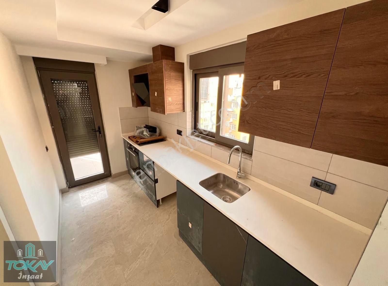 Muratpaşa Deniz Mahallesi'nde 5+1 Denize Yakın Dubleks - Görsel 2