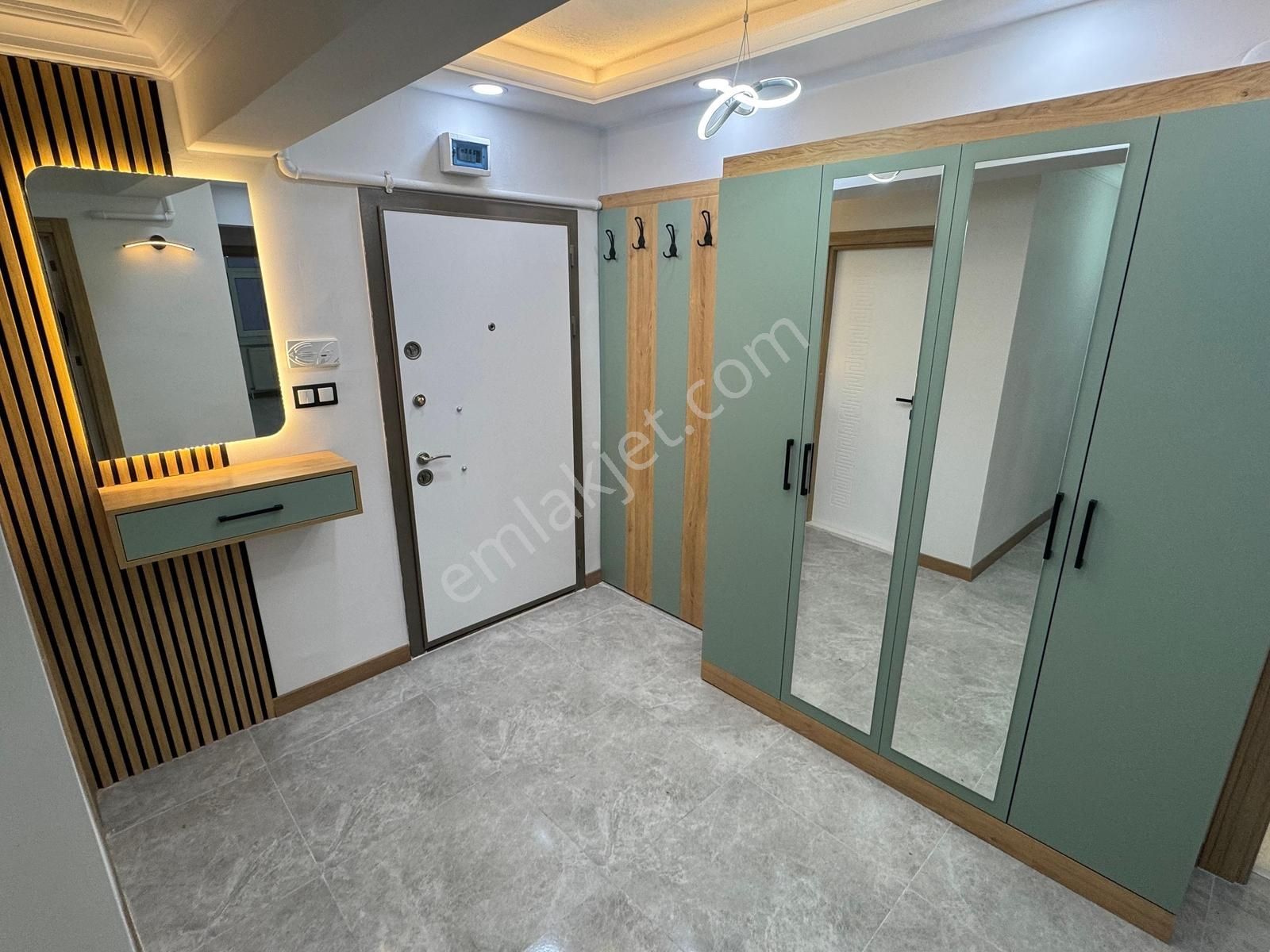 Ulukan'dan E.gazi Mah'de Göz Alıcı Ultra Lüks Yapılı Ara Kat 3+1 - Görsel 17