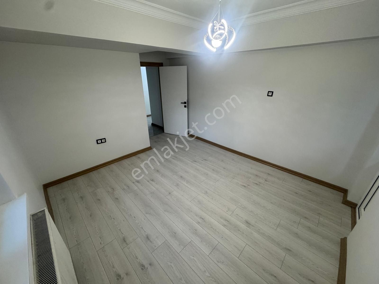 Ulukan'dan E.gazi Mah'de Göz Alıcı Ultra Lüks Yapılı Ara Kat 3+1 - Görsel 20