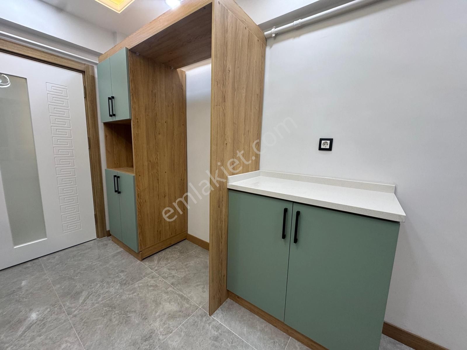 Ulukan'dan E.gazi Mah'de Göz Alıcı Ultra Lüks Yapılı Ara Kat 3+1 - Görsel 7