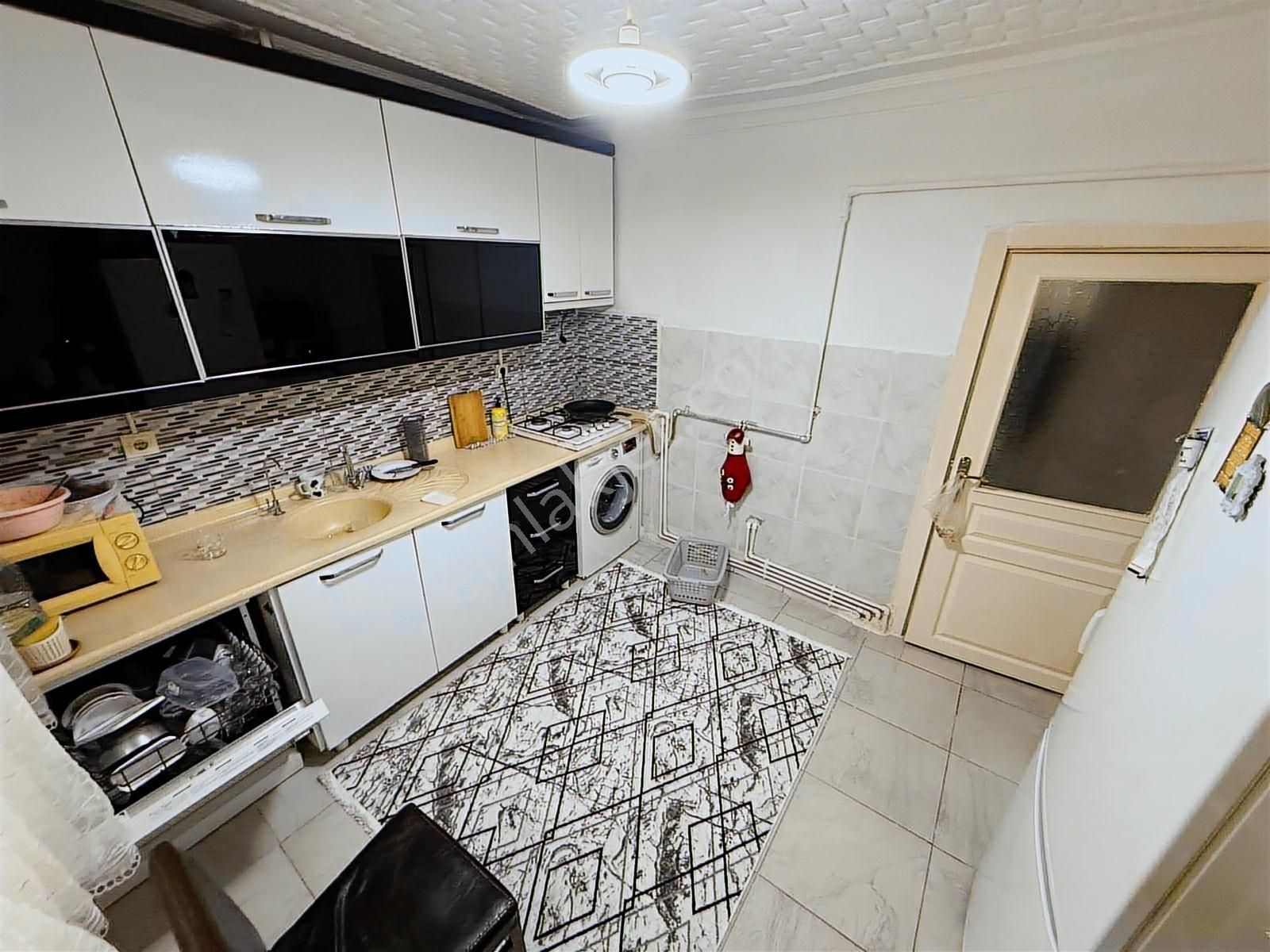 Ulukan'dan Gömüsüz Ferah Kullanım Kaçmaz Fiyat Satılık 2+1 Daire - Görsel 9