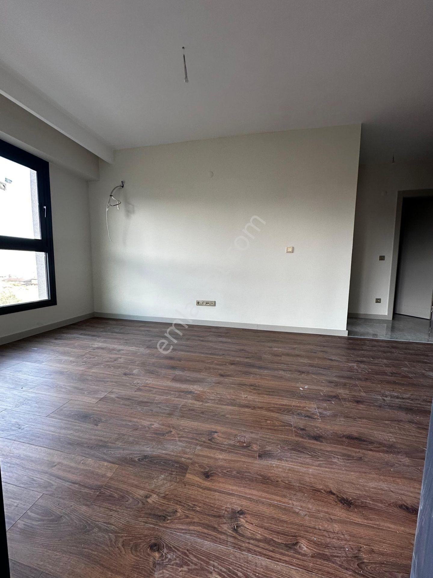 Turgutlu Kiralık Selvilitepe Mah Mirnas Bahçe Şehir Sitesi Bir Çok Özelliğe Sahip Açıklamayı Okuyun - Görsel 7