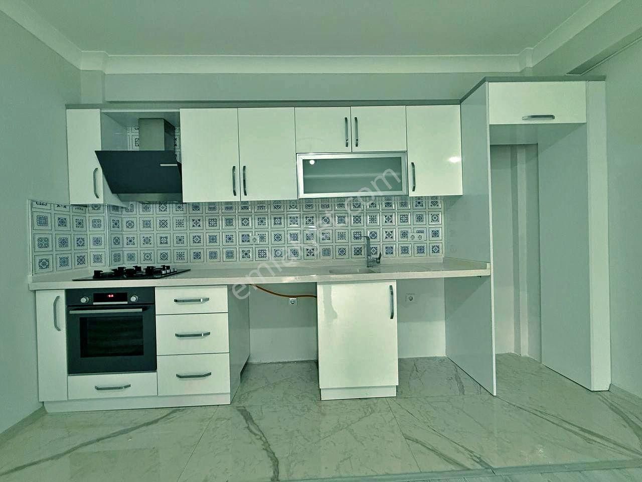Uytundan Güre'de Denize Yakın Havuzlu Lüks Sitede Bahçeli 2+1 - Görsel 27