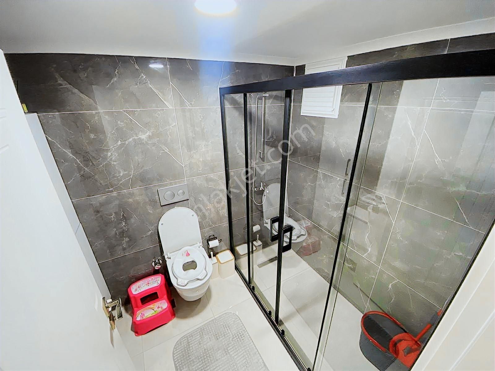 Ulukan'dan Newera Venüs Sitesinde Güvenlikli Full Yapılı Fırsat! - Görsel 11