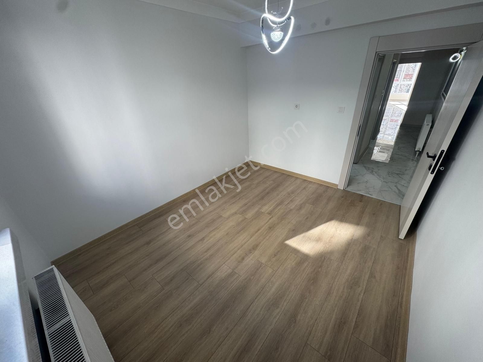 Ulukan'dan Pınarbaşı Mah'de Eminevime Uygun Ultra Lüks 3+1 Daire - Görsel 23