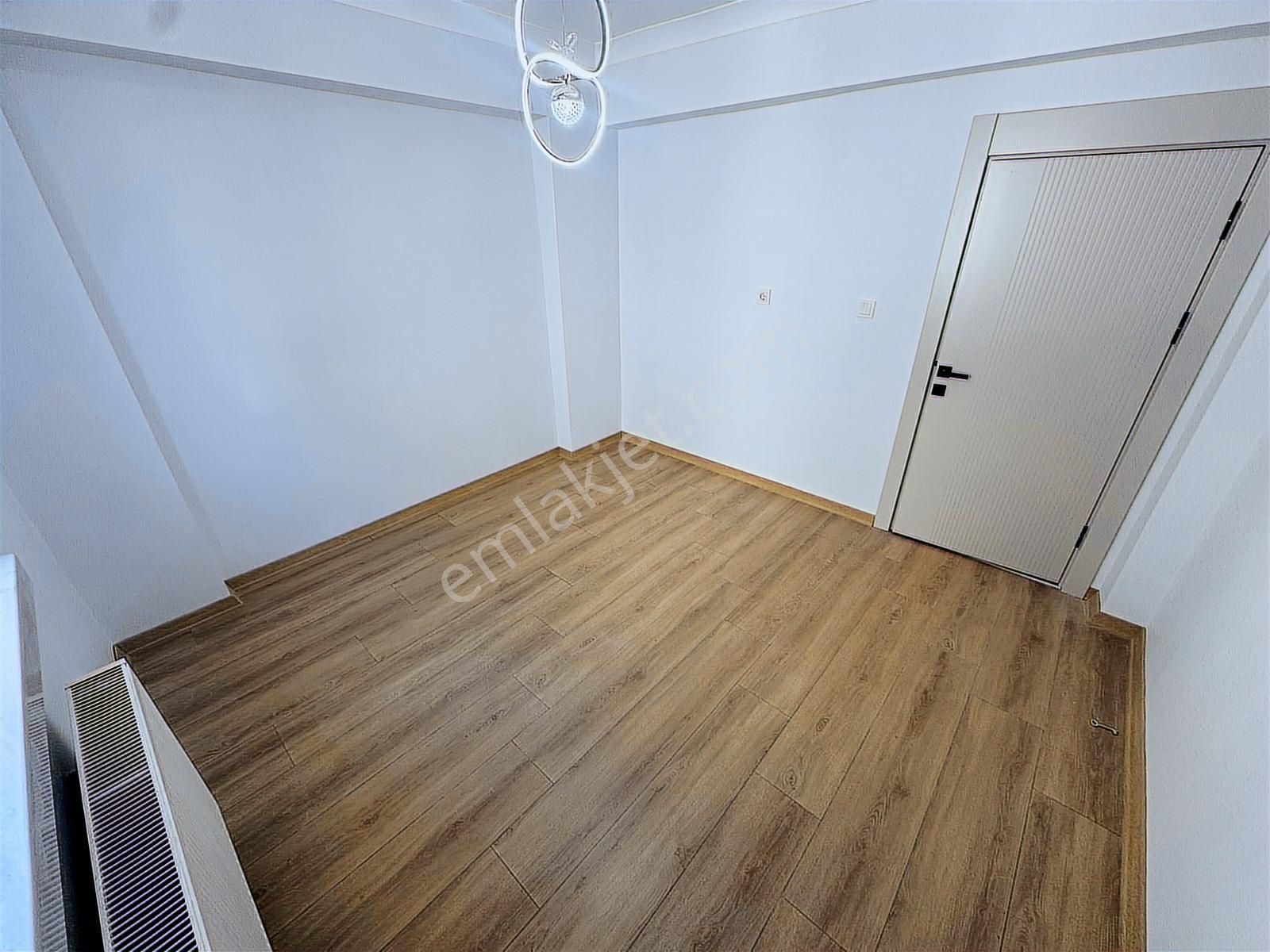 Ulukan'dan Pınarbaşı Mah'de Eminevime Uygun Ultra Lüks 3+1 Daire - Görsel 14