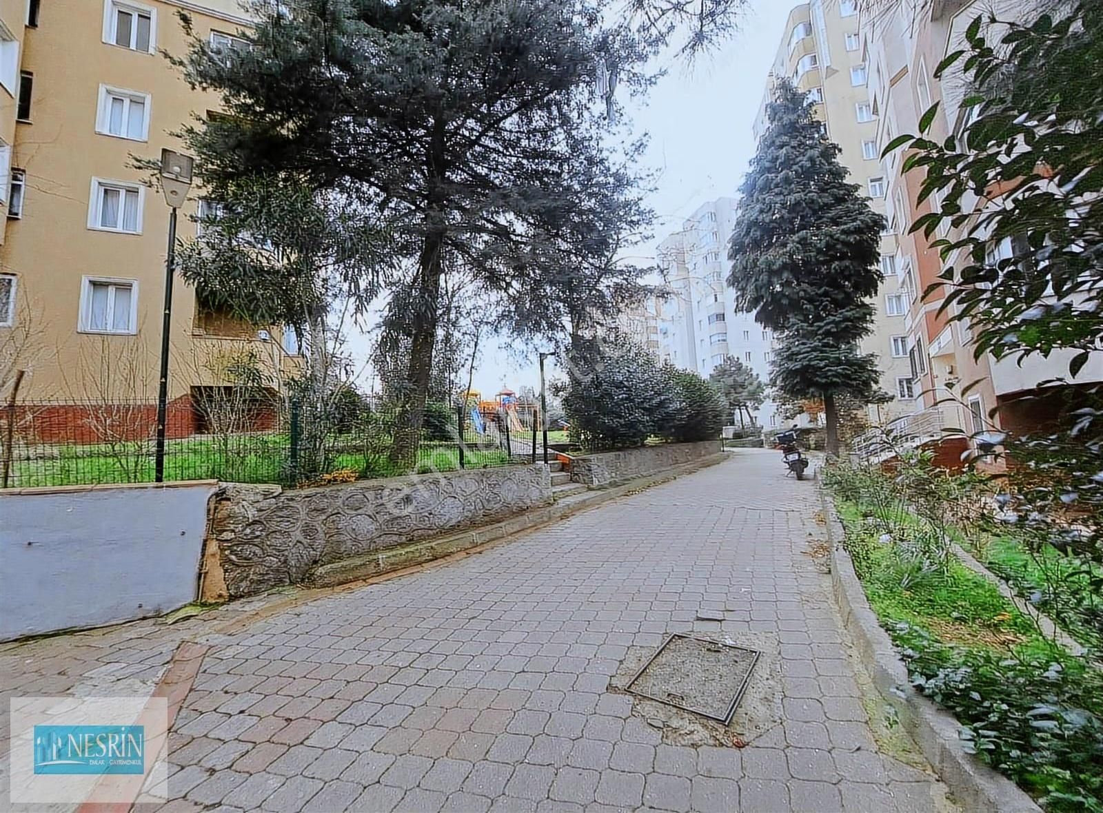 Nesrin Emlak Tecrübesiyle Cadde Üzerinde Kentsele Yatırıma Uygun - Görsel 14