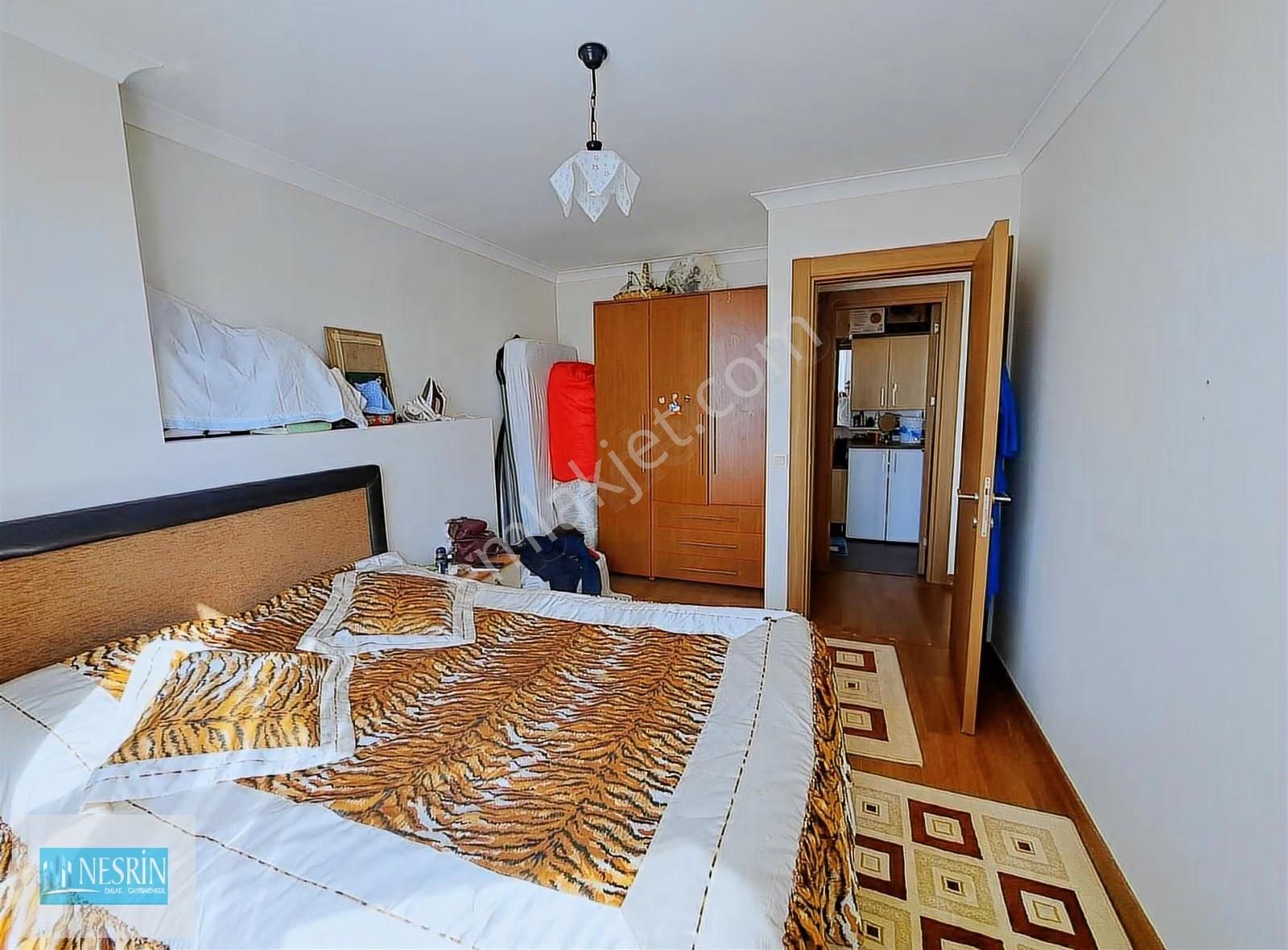 Nesrin Emlaktan Teknik Yapıda Taşınmaya Hazır Eşyasız Boş 1+1 - Görsel 5