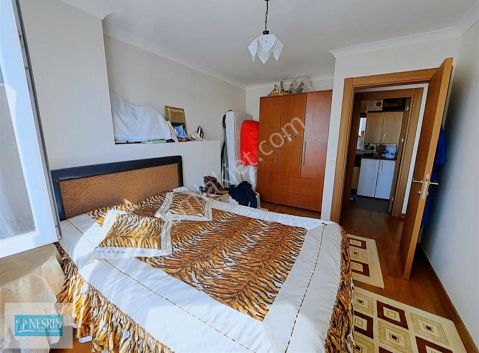 Nesrin Emlaktan Teknik Yapıda Taşınmaya Hazır Eşyasız Boş 1+1 - Görsel 2