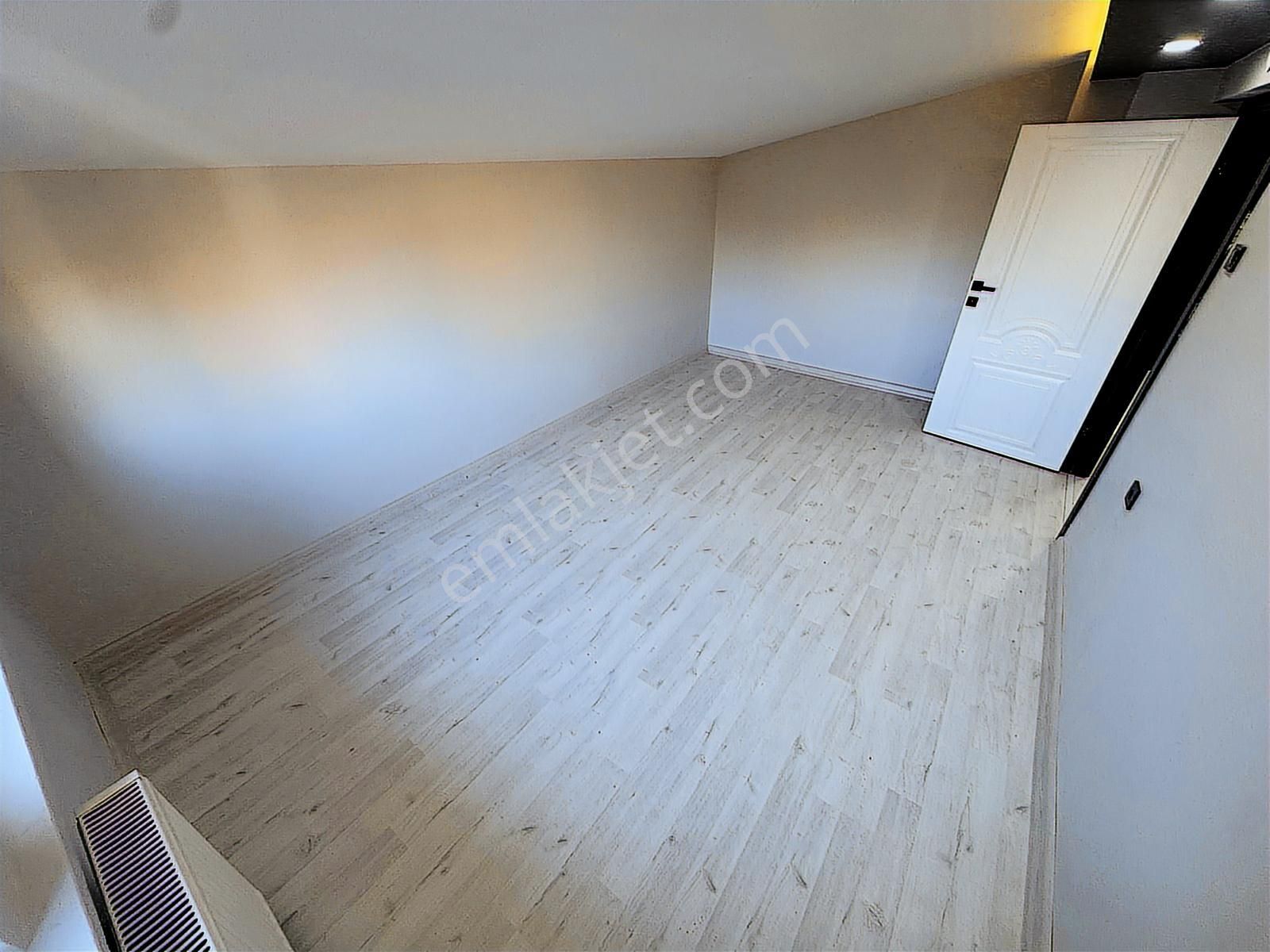 Ulukan'dan Akşemsettin Mah'de Merkezi Konum Teras Severlere 4+1 - Görsel 3