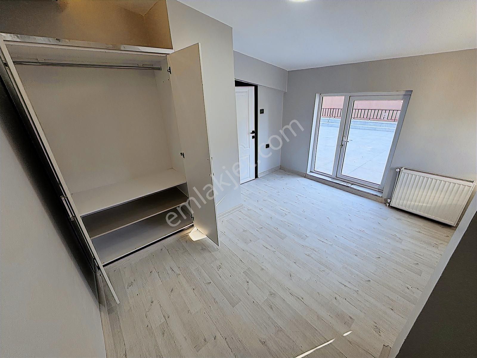 Ulukan'dan Akşemsettin Mah'de Merkezi Konum Teras Severlere 4+1 - Görsel 22