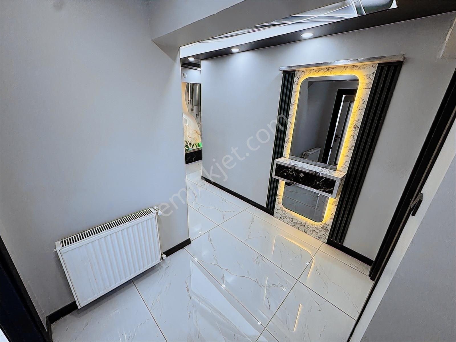 Ulukan'dan Akşemsettin Mah'de Merkezi Konum Teras Severlere 4+1 - Görsel 7