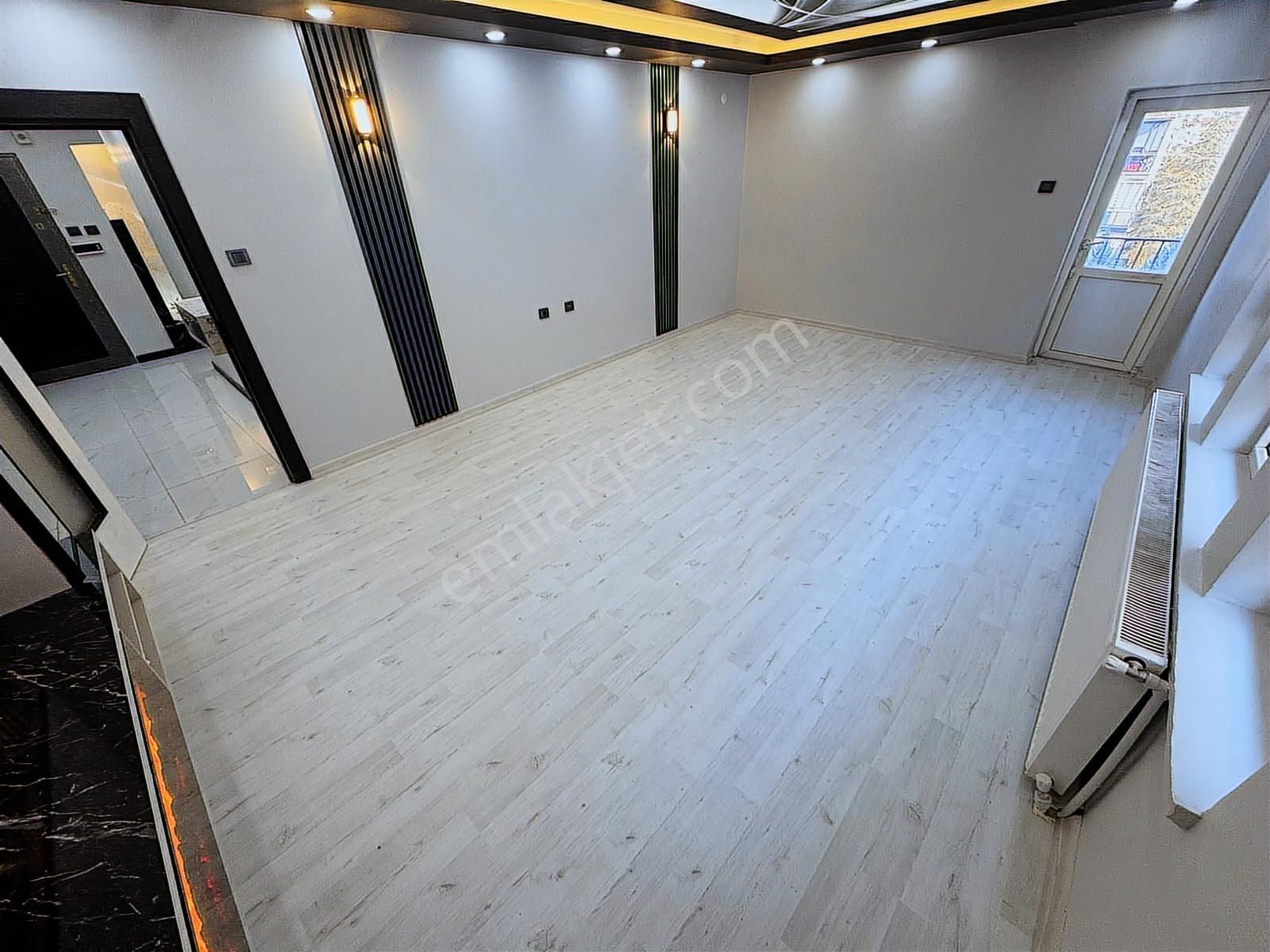 Ulukan'dan Akşemsettin Mah'de Merkezi Konum Teras Severlere 4+1 - Görsel 21