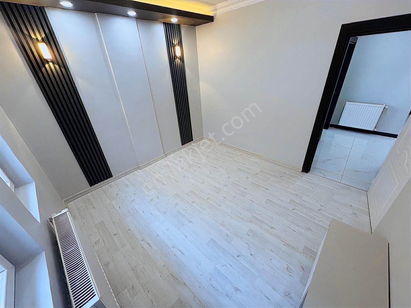 Ulukan'dan Akşemsettin Mah'de Merkezi Konum Teras Severlere 4+1 - Görsel 23