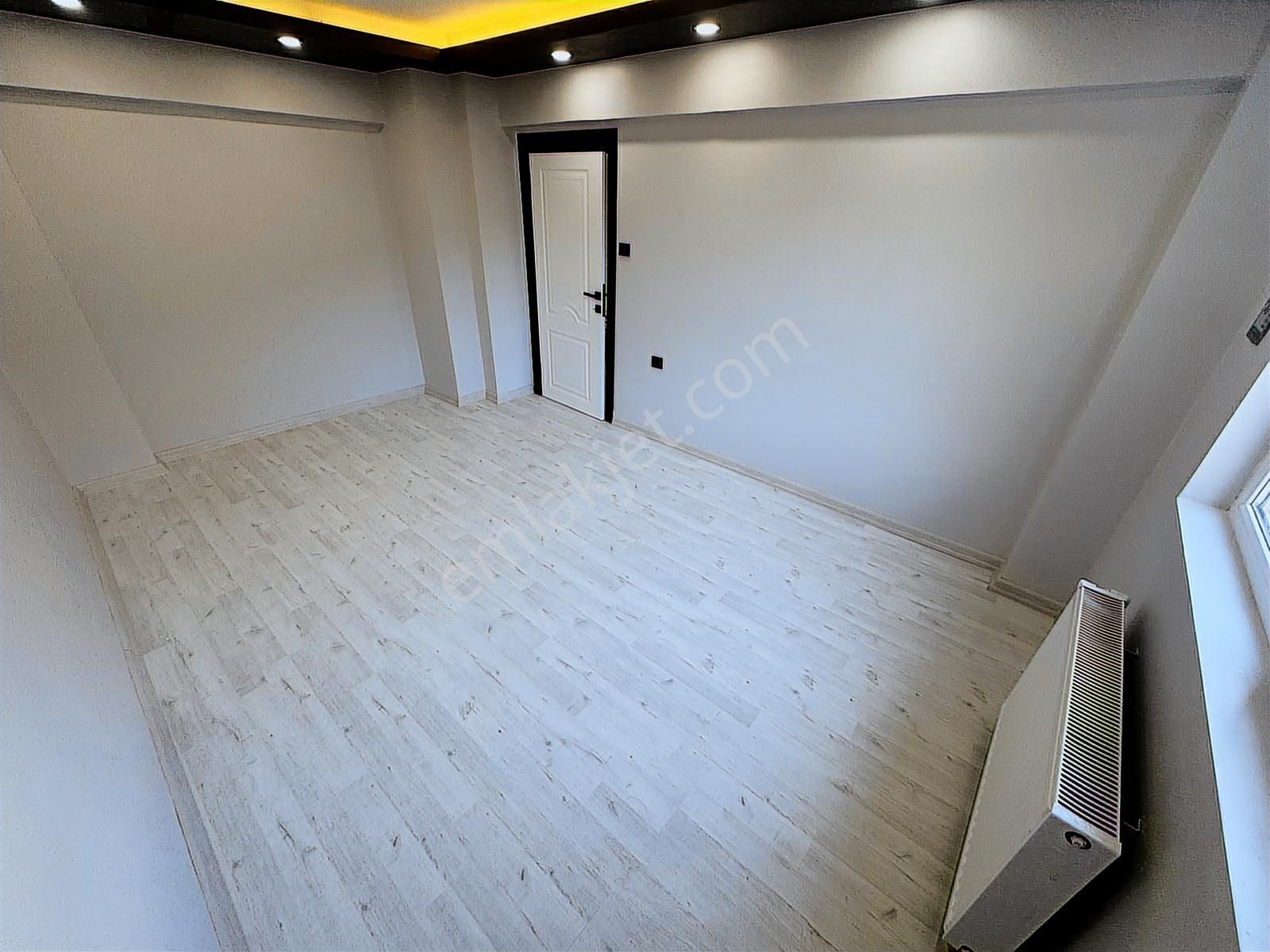 Ulukan'dan Akşemsettin Mah'de Merkezi Konum Teras Severlere 4+1 - Görsel 29