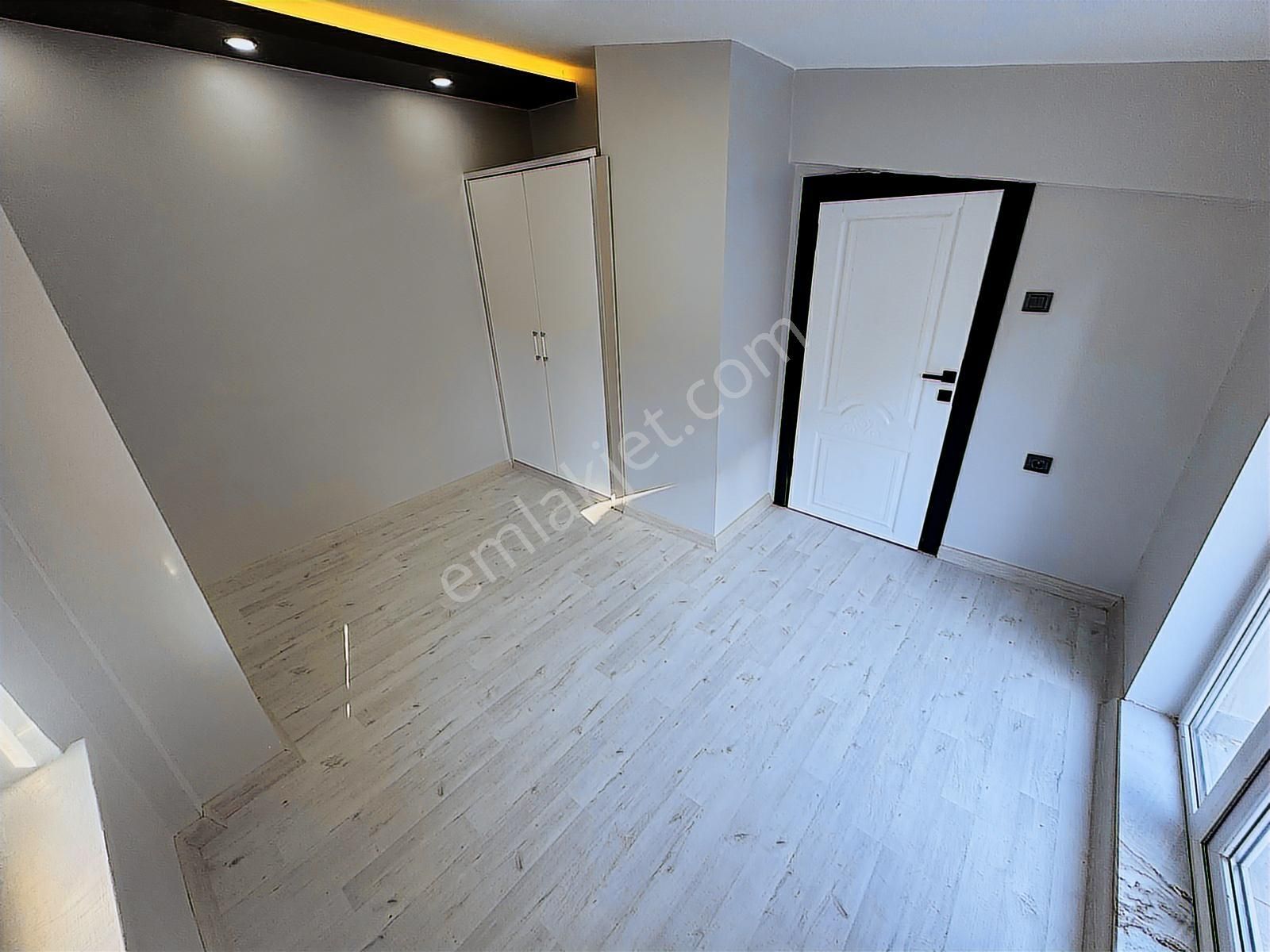 Ulukan'dan Akşemsettin Mah'de Merkezi Konum Teras Severlere 4+1 - Görsel 17