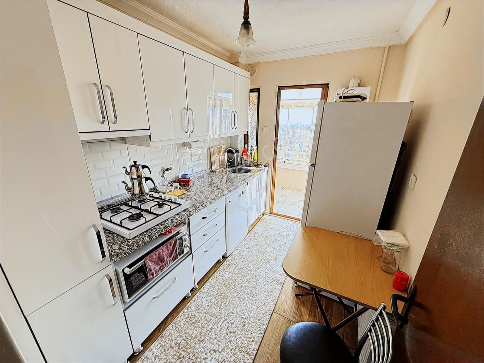 Ulukan'dan Eryamanda Site İçerisinde Masrafsız 3+1 Satılık Daire